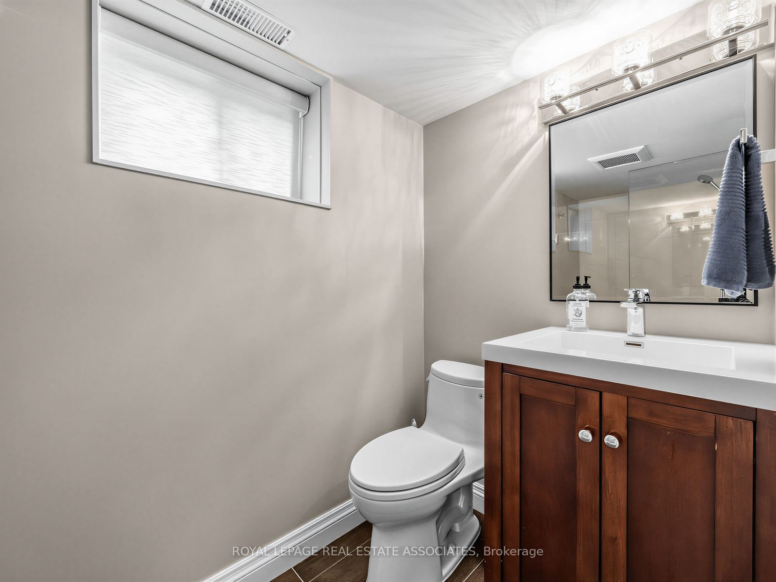 41 Ringley Avenue Property Photo 34