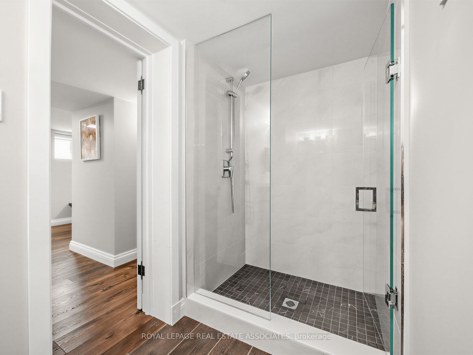 41 Ringley Avenue Property Photo 35