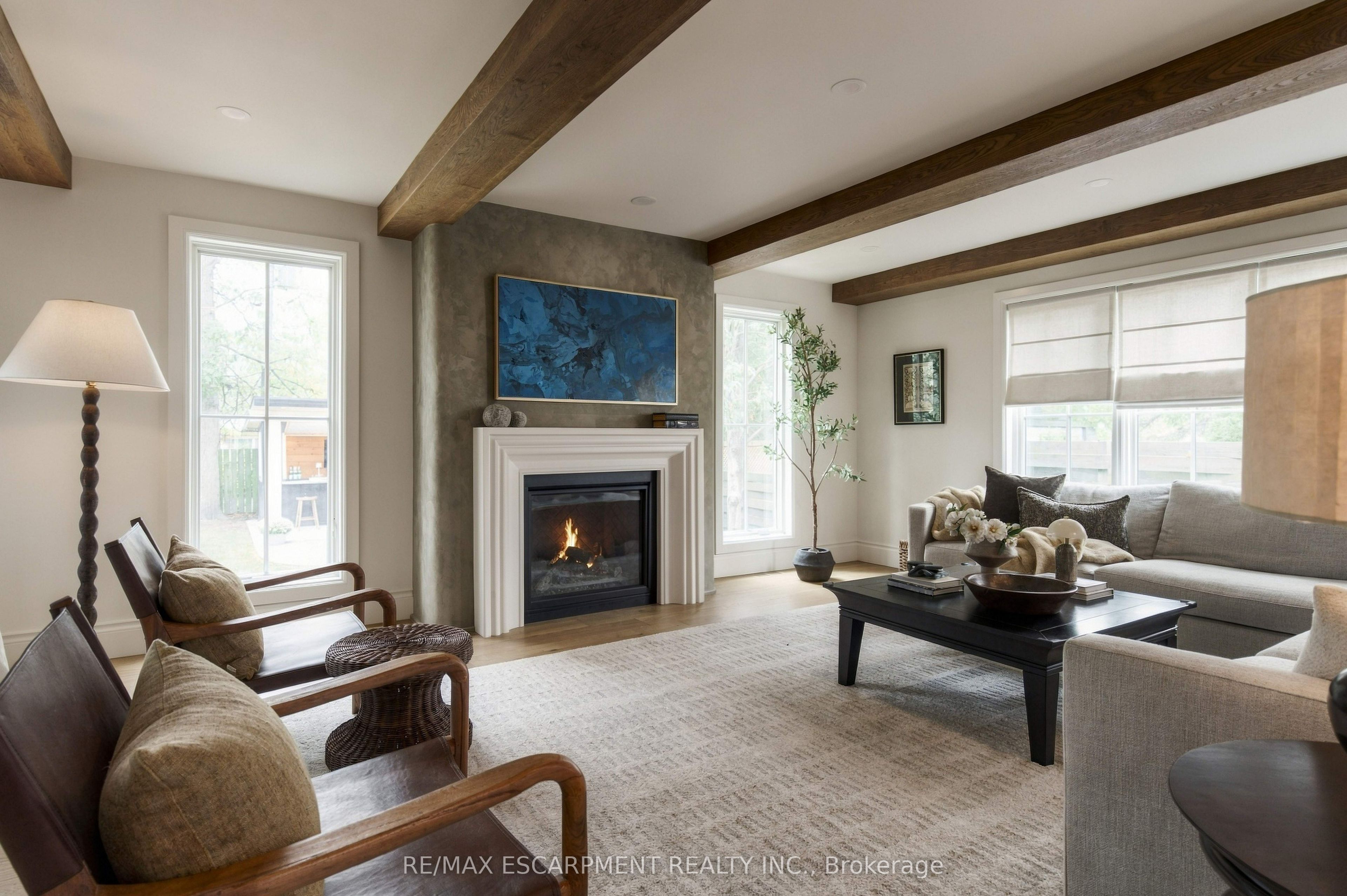 890 Forest Glen Avenue Property Photo 17