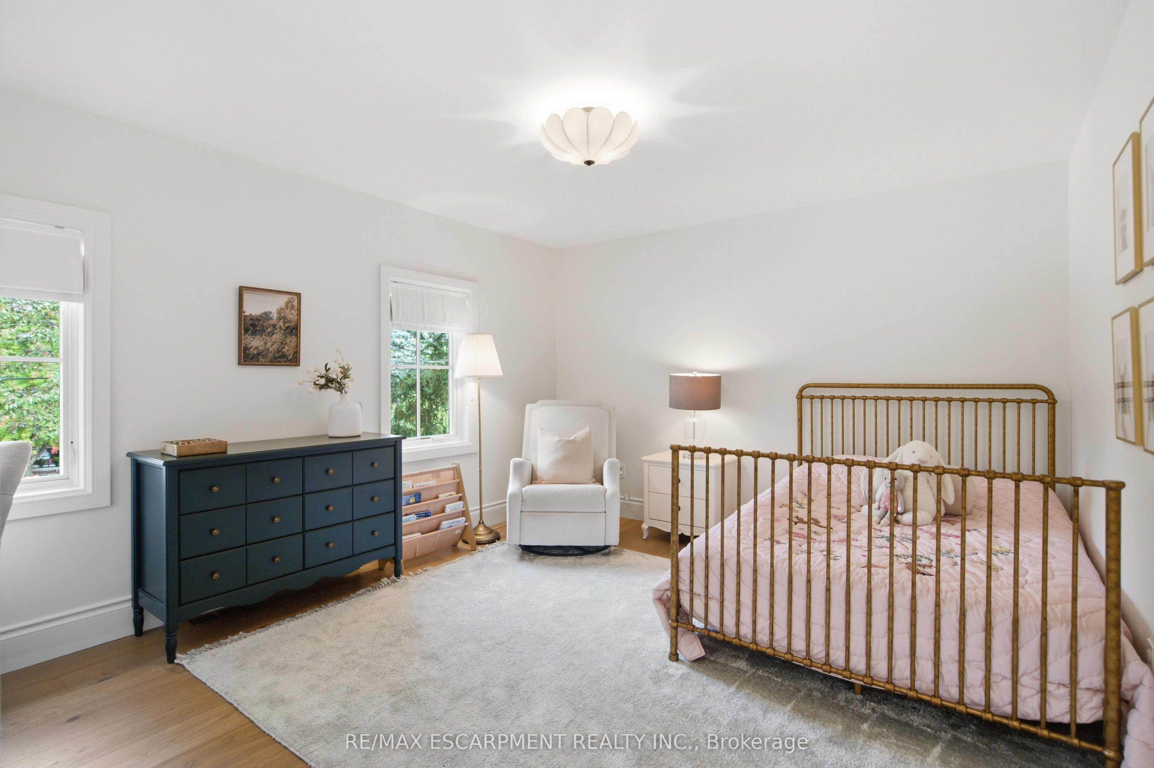 890 Forest Glen Avenue Property Photo 31