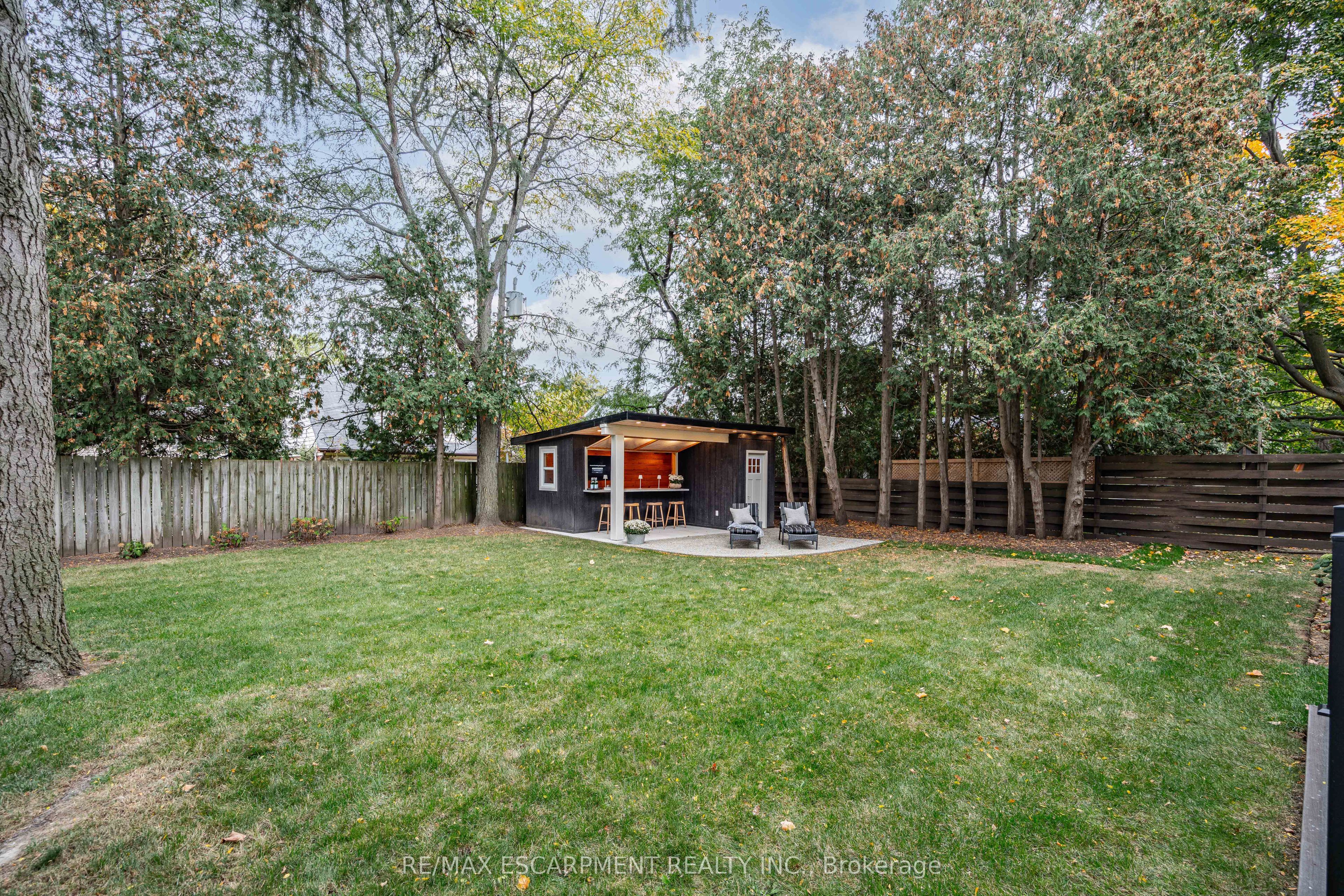 890 Forest Glen Avenue Property Photo 44