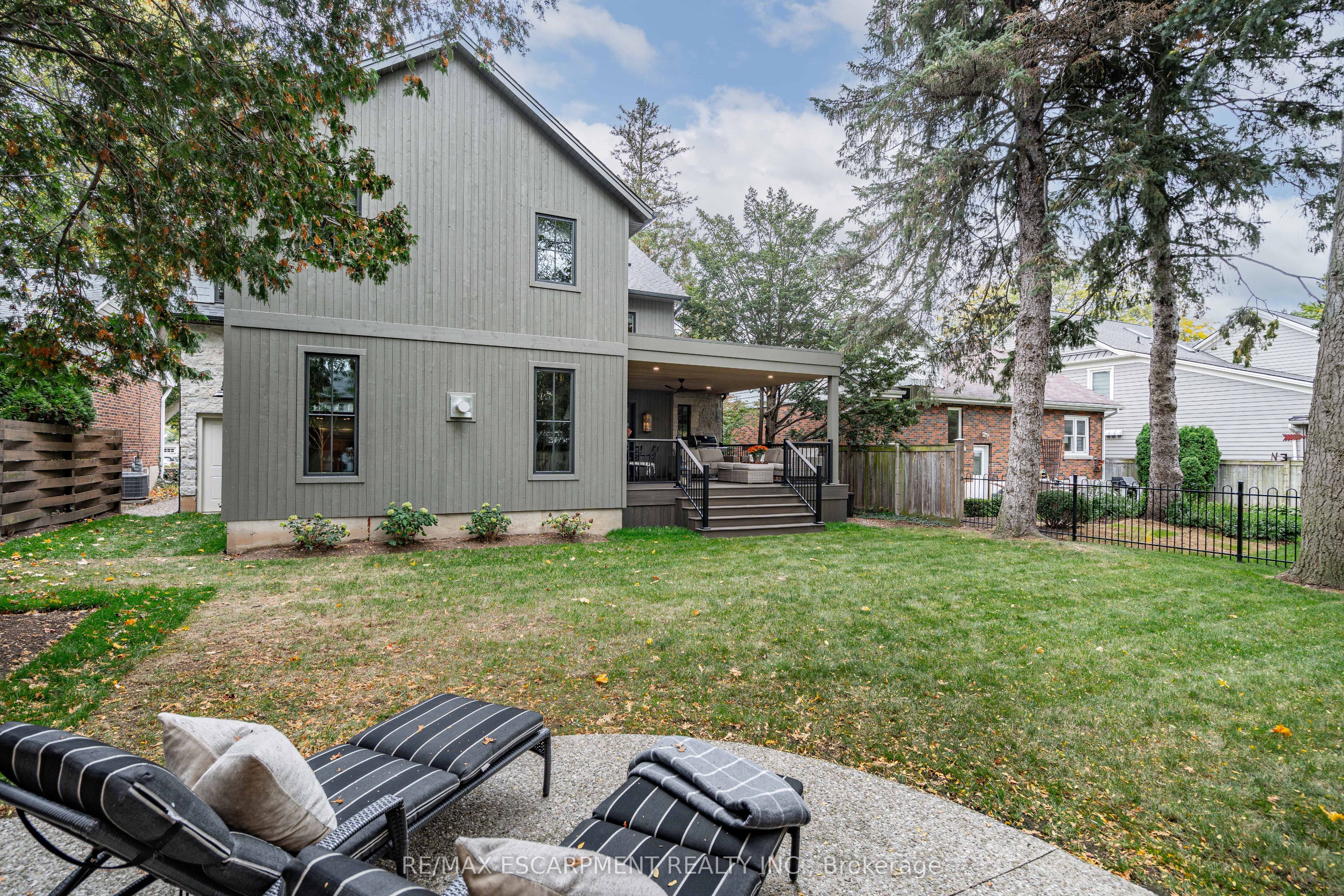 890 Forest Glen Avenue Property Photo 46