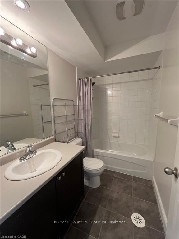2891 Rio Court 8 Property Photo 11