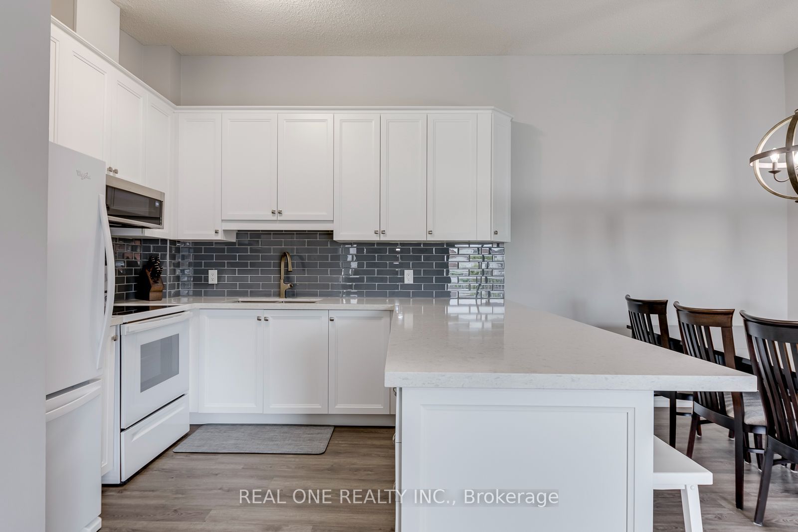 1701 Lampman Avenue 707 Property Photo 19