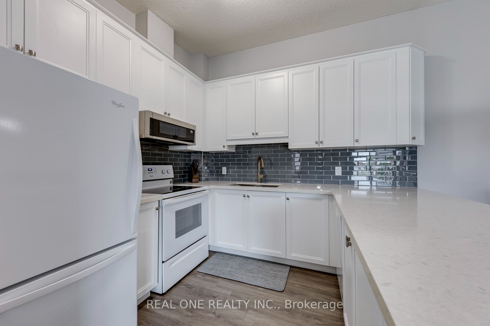 1701 Lampman Avenue 707 Property Photo 20
