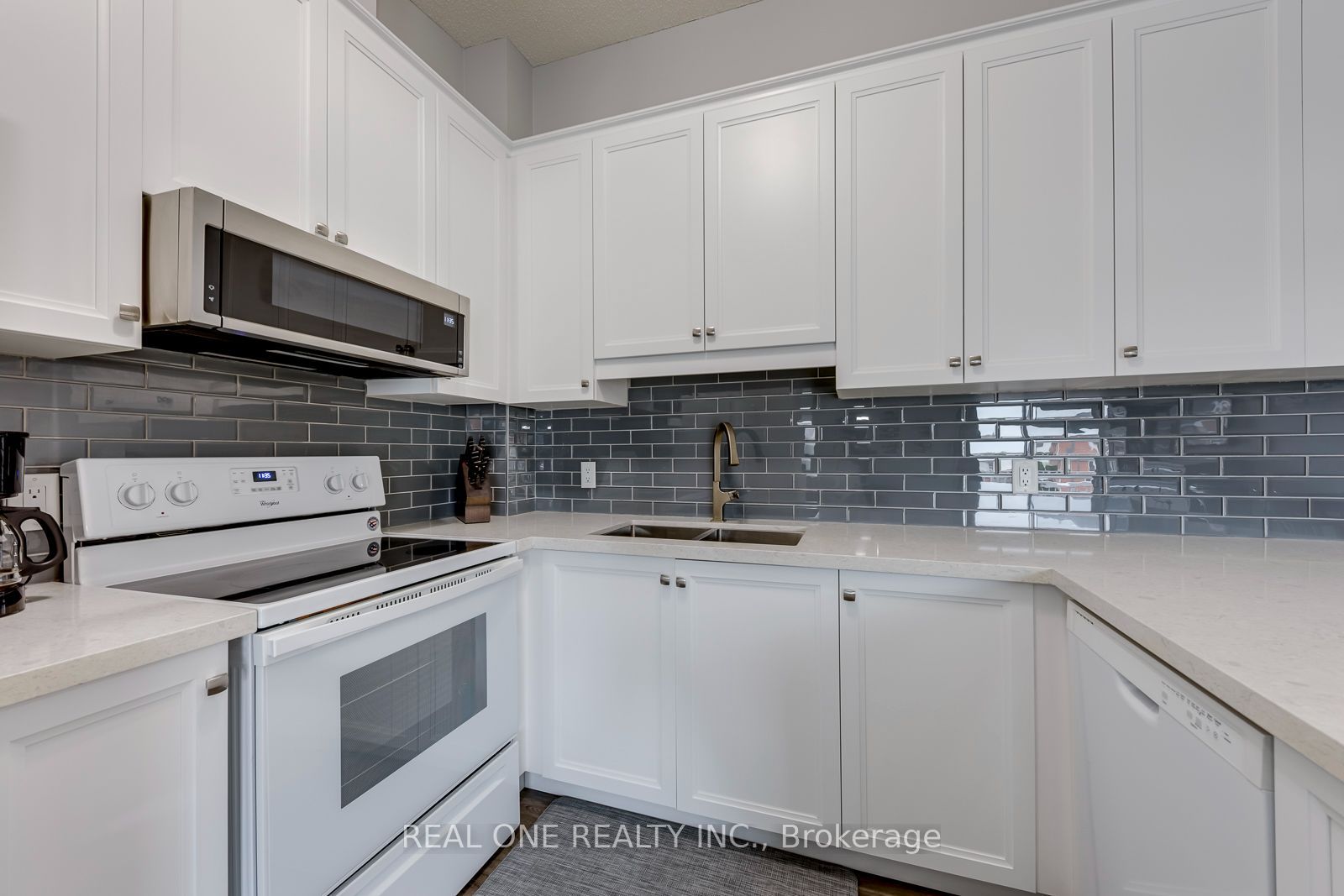 1701 Lampman Avenue 707 Property Photo 21