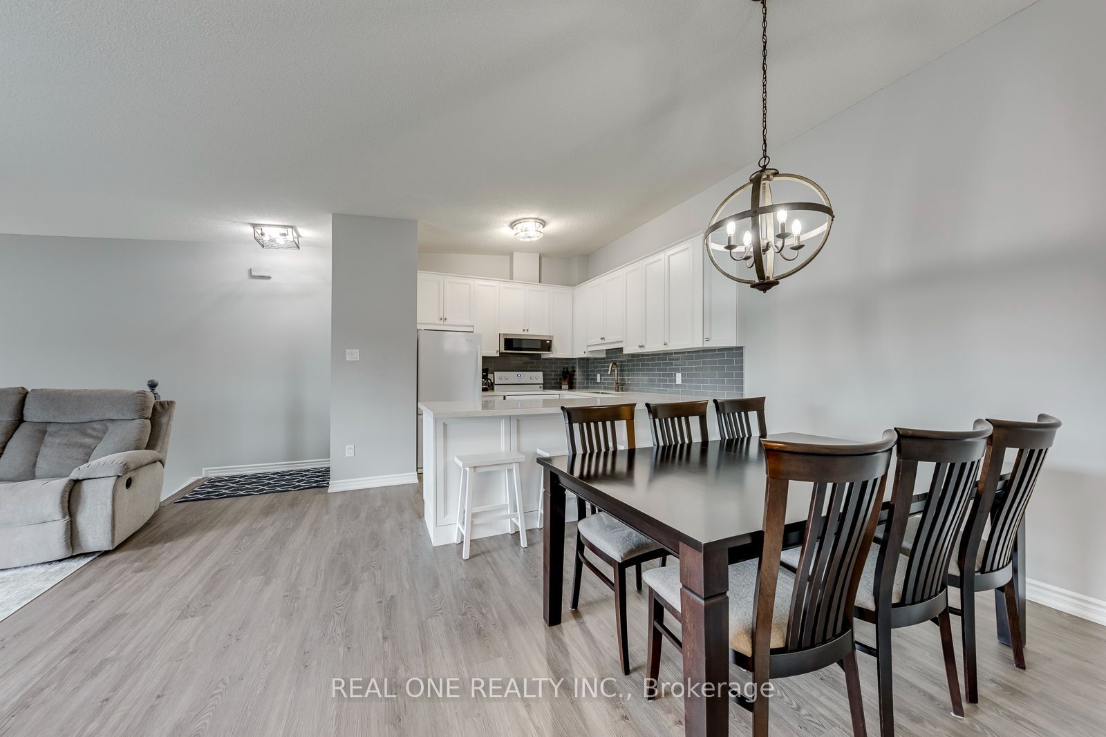 1701 Lampman Avenue 707 Property Photo 22