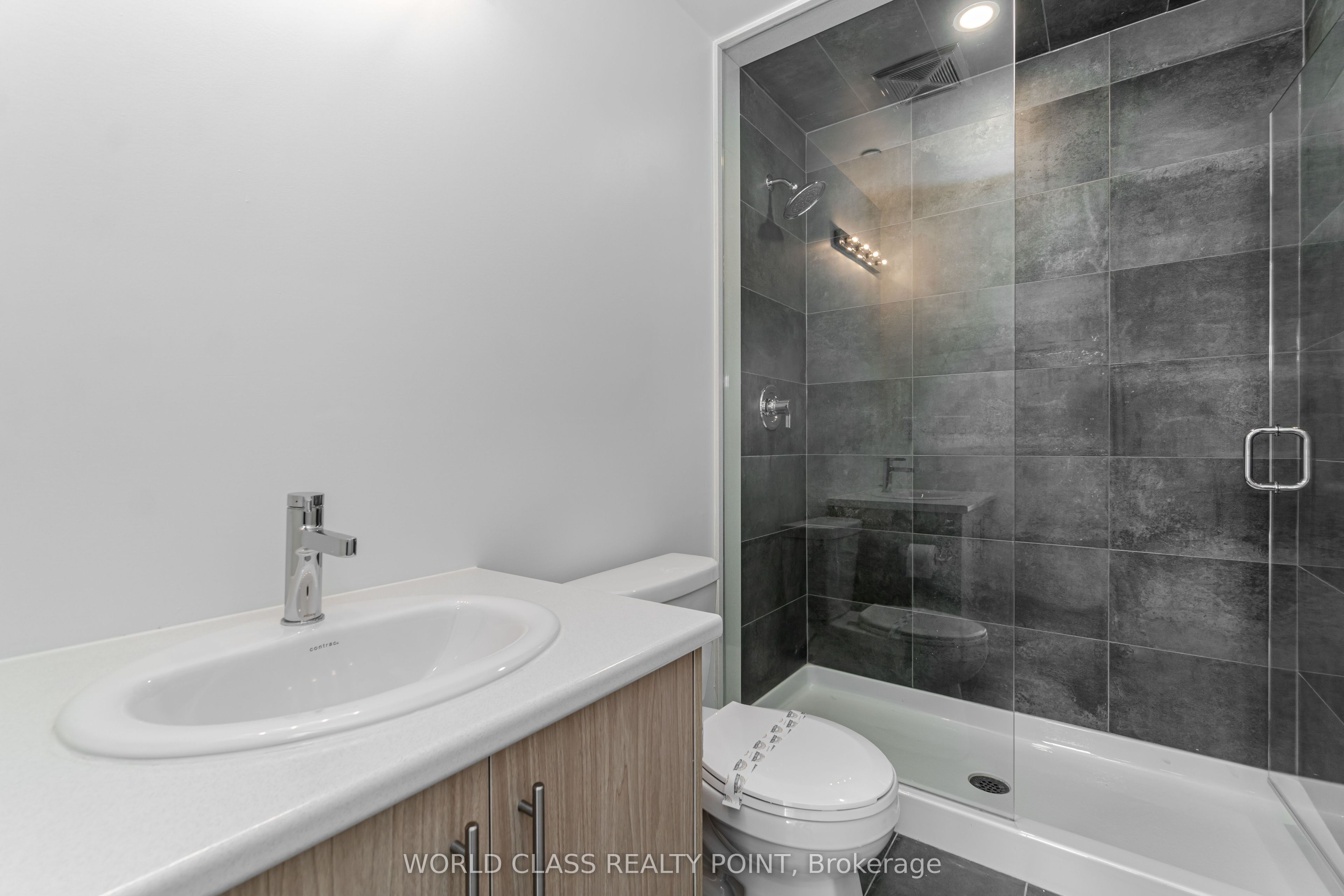 3405 Ridgeway Drive 08 Property Photo 11