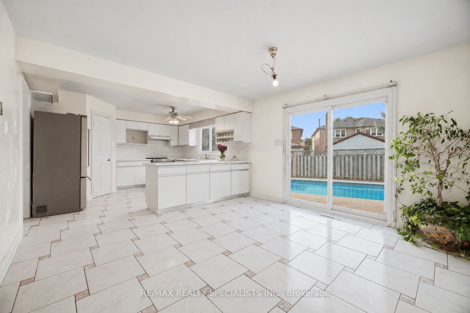 3706 Price Court Property Photo 10