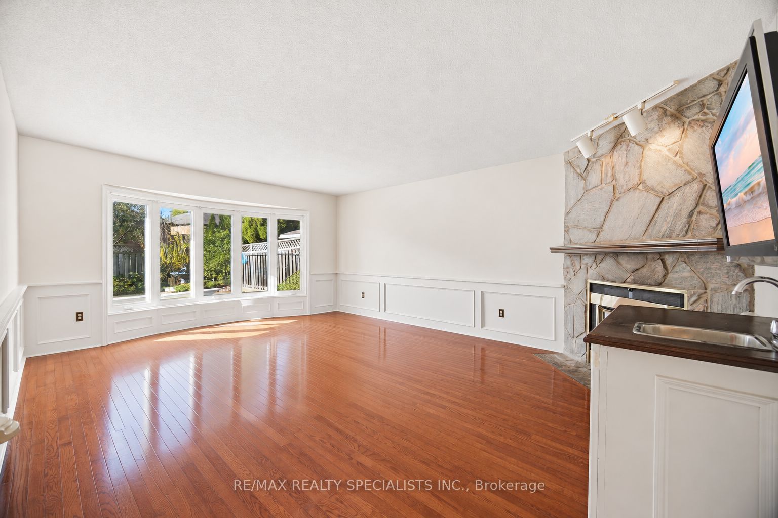 3706 Price Court Property Photo 11