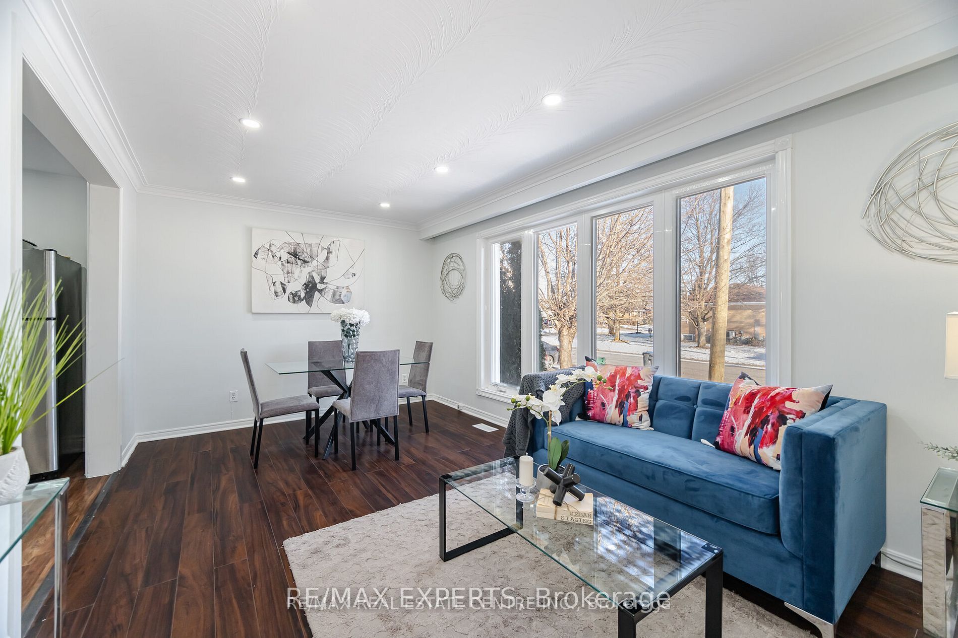 35 Edgemont Drive Property Photo 6