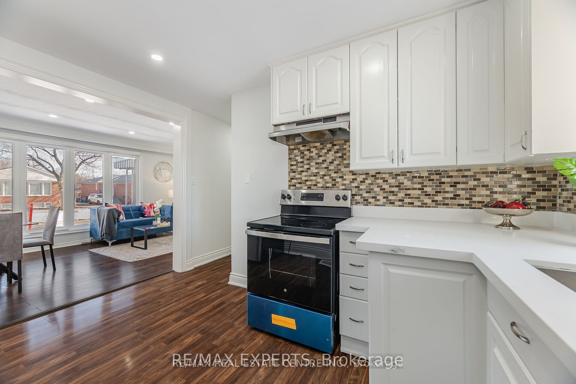 35 Edgemont Drive Property Photo 11
