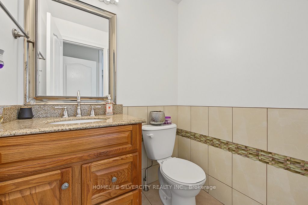 483 Hinchey Crescent Property Photo 20