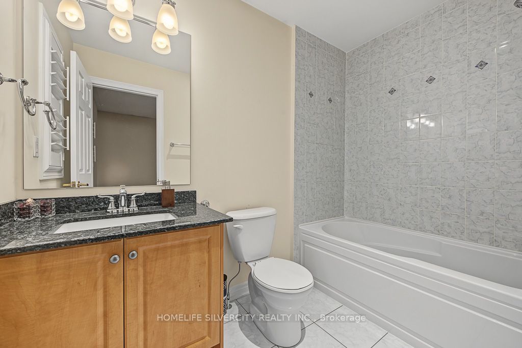483 Hinchey Crescent Property Photo 27