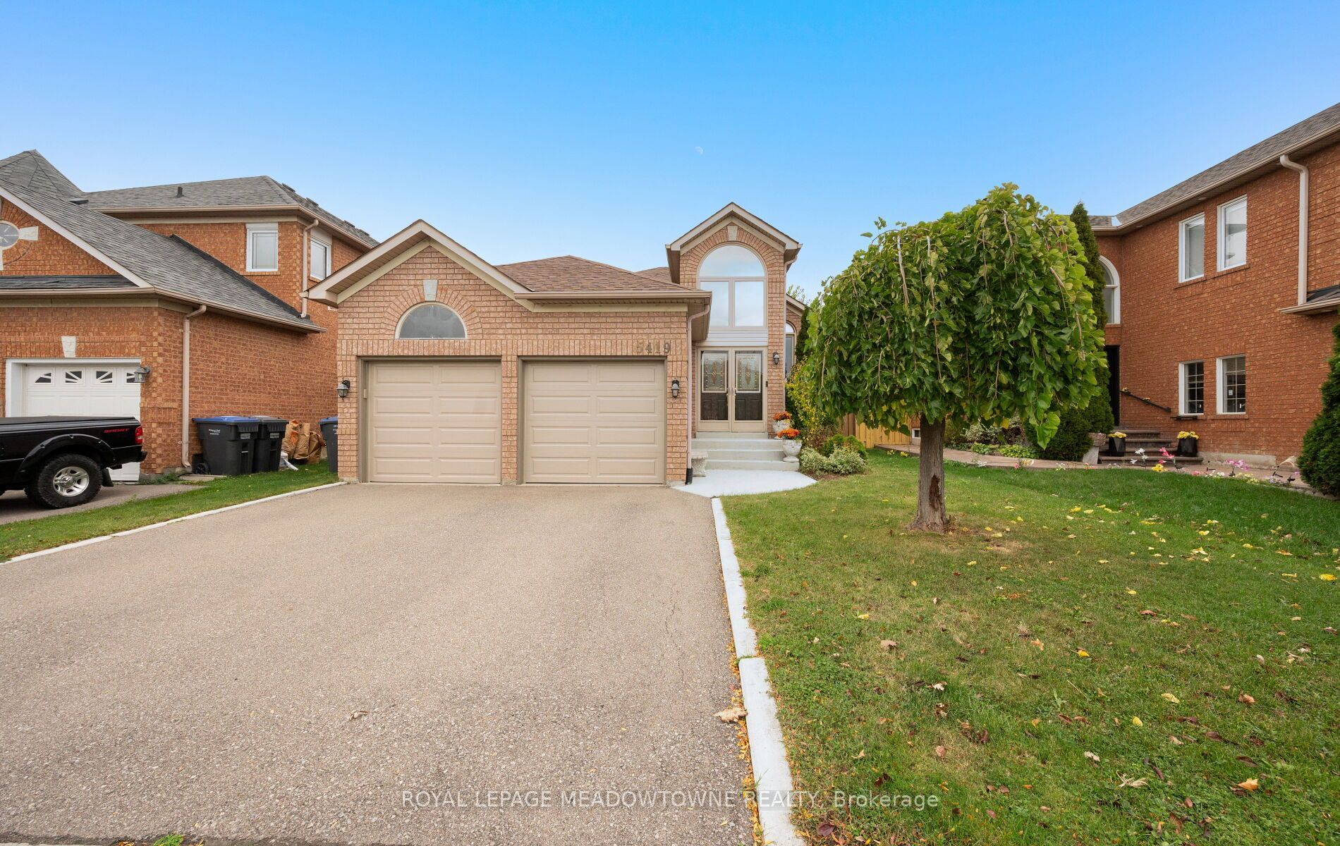 5419 Loonlake Avenue Property Photo 1