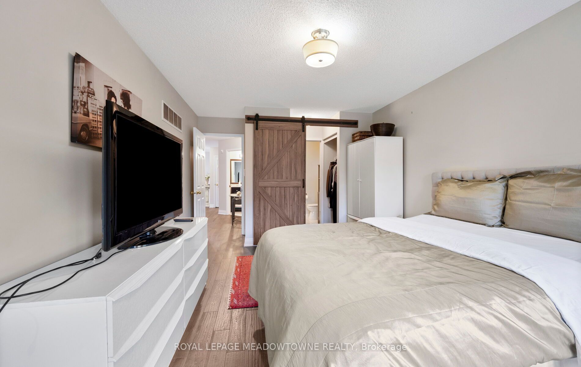 5419 Loonlake Avenue Property Photo 18