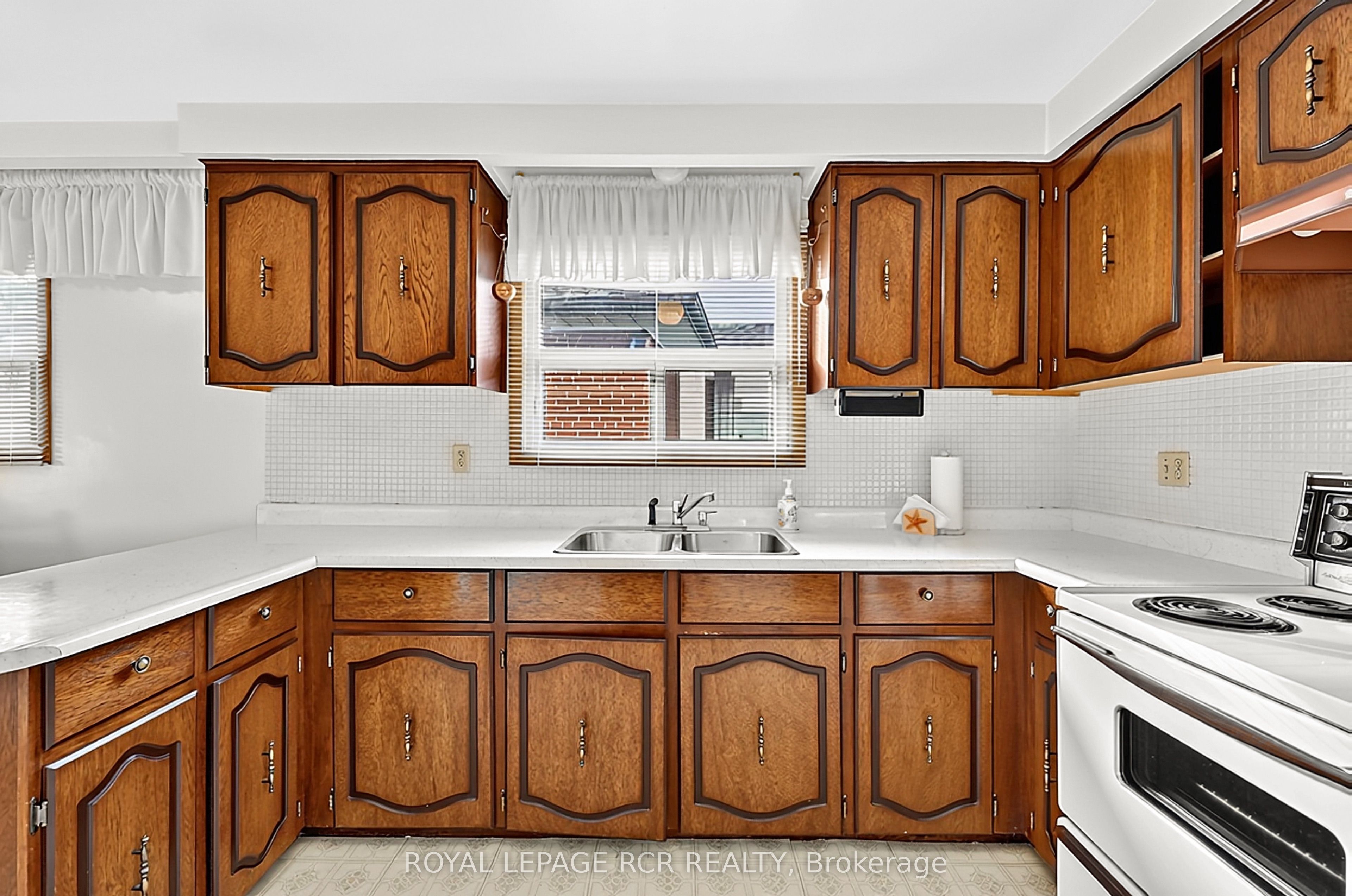 32 Bartel Drive Property Photo 8