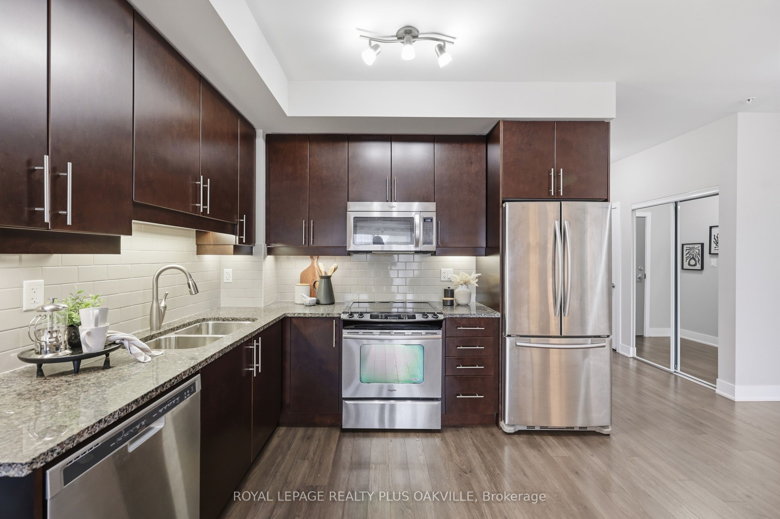 128 Garden Drive 211 Property Photo 15