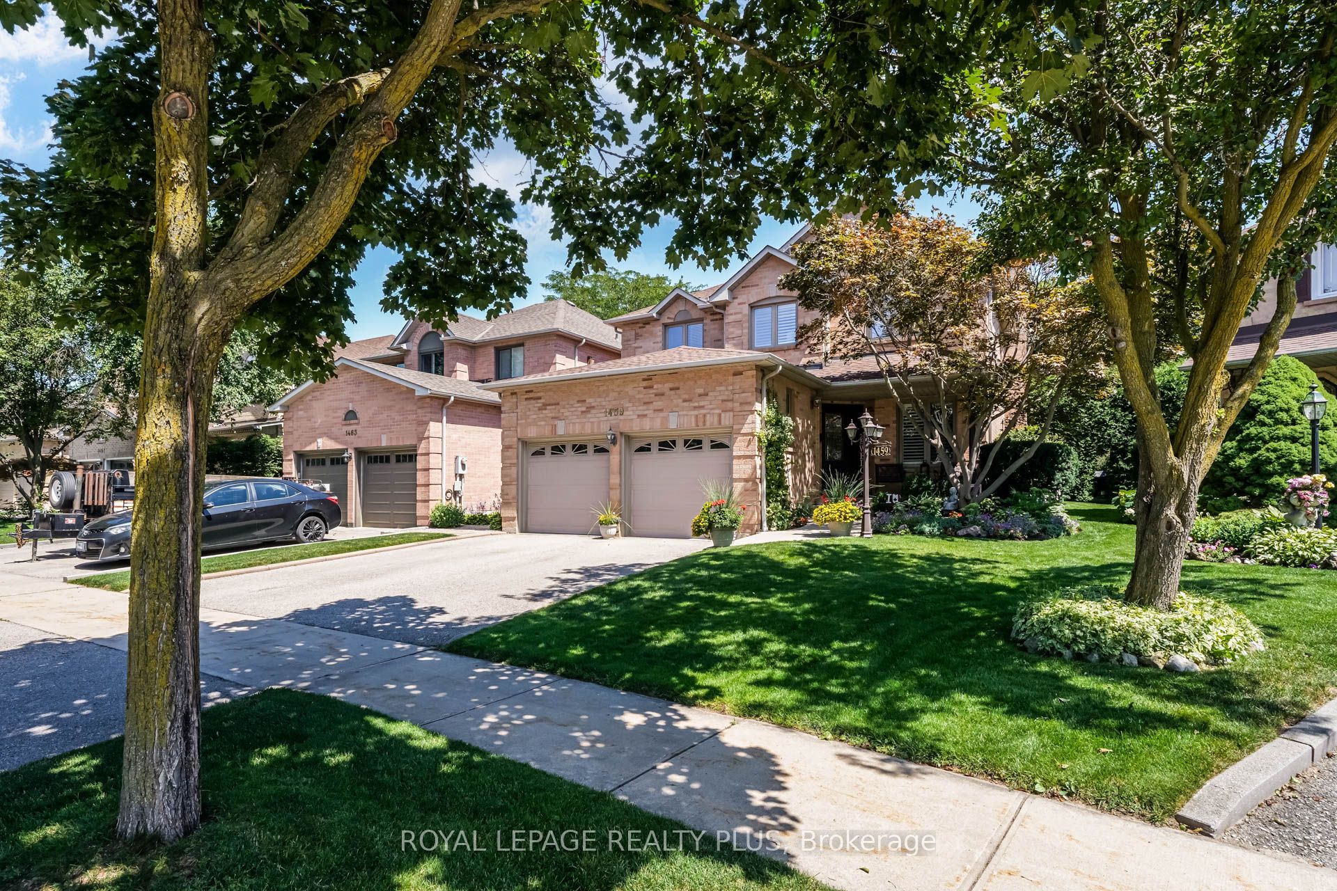 1459 Ravensmoor Crescent Property Photo 1