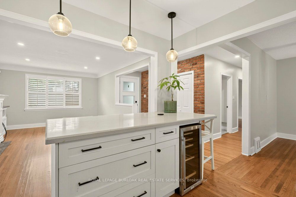 977 Long Drive Property Photo 12