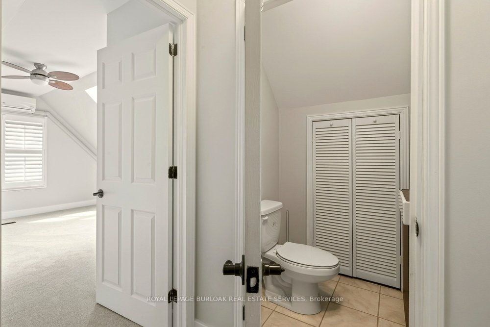 977 Long Drive Property Photo 17