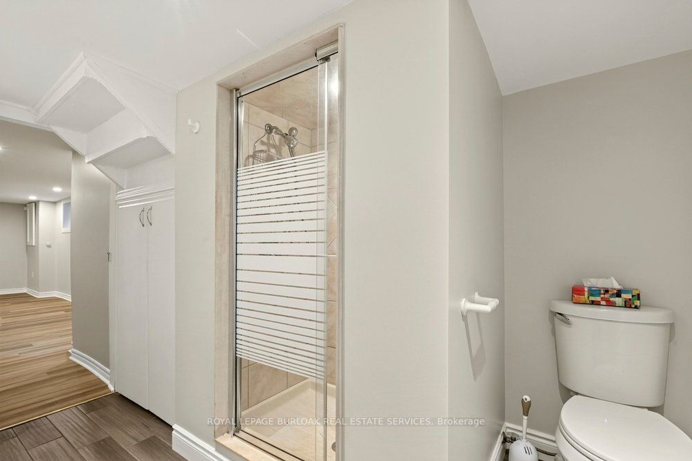 977 Long Drive Property Photo 24