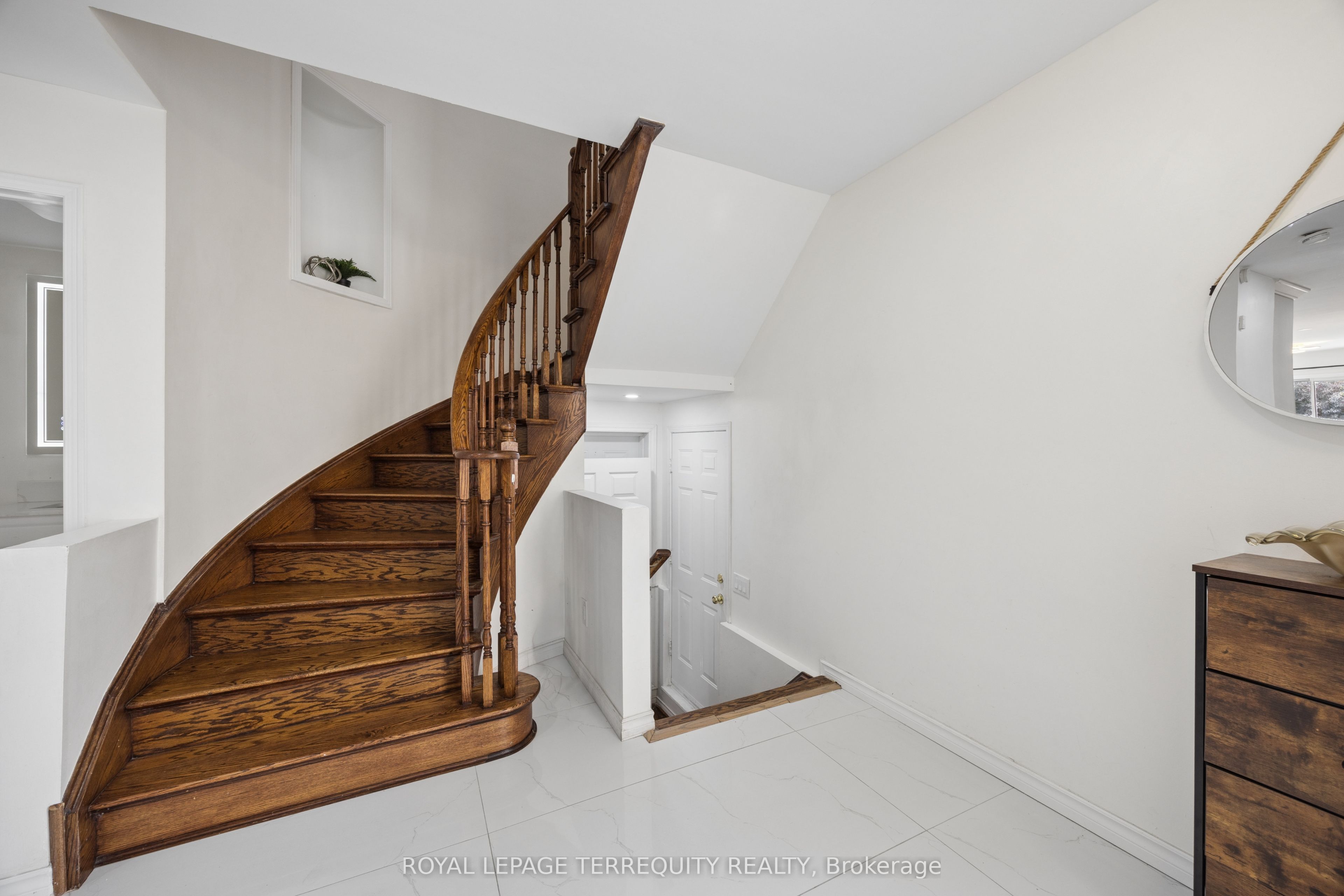 7339 Black Walnut Trail Property Photo 5