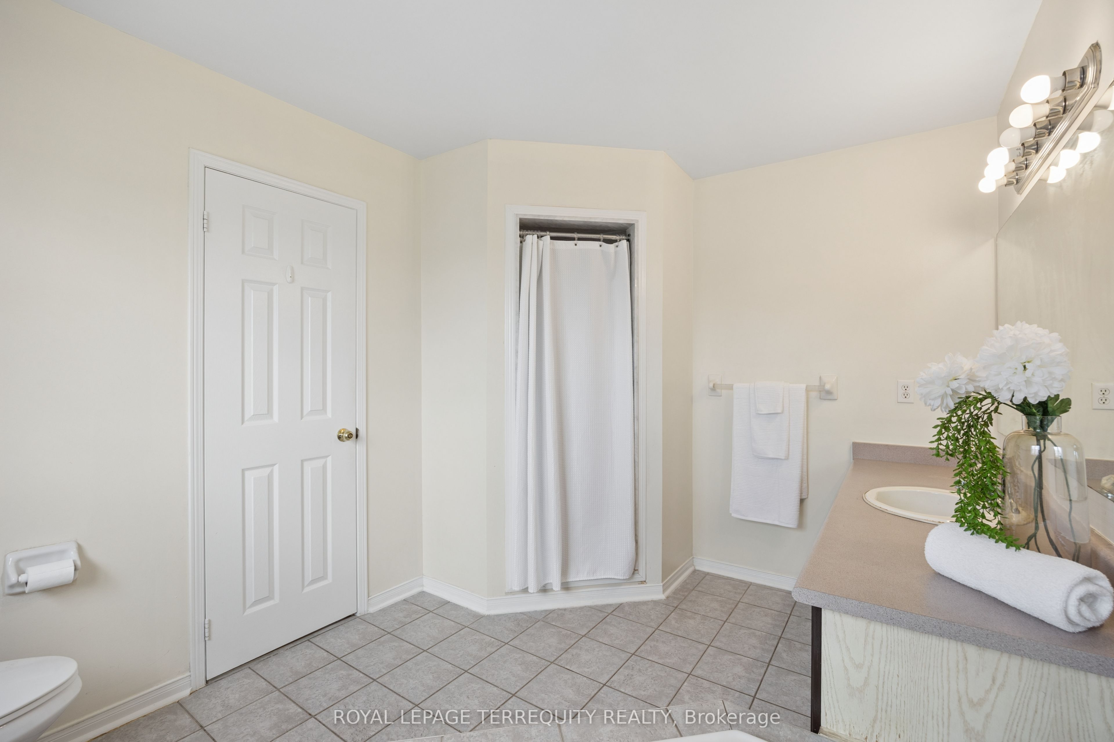7339 Black Walnut Trail Property Photo 27