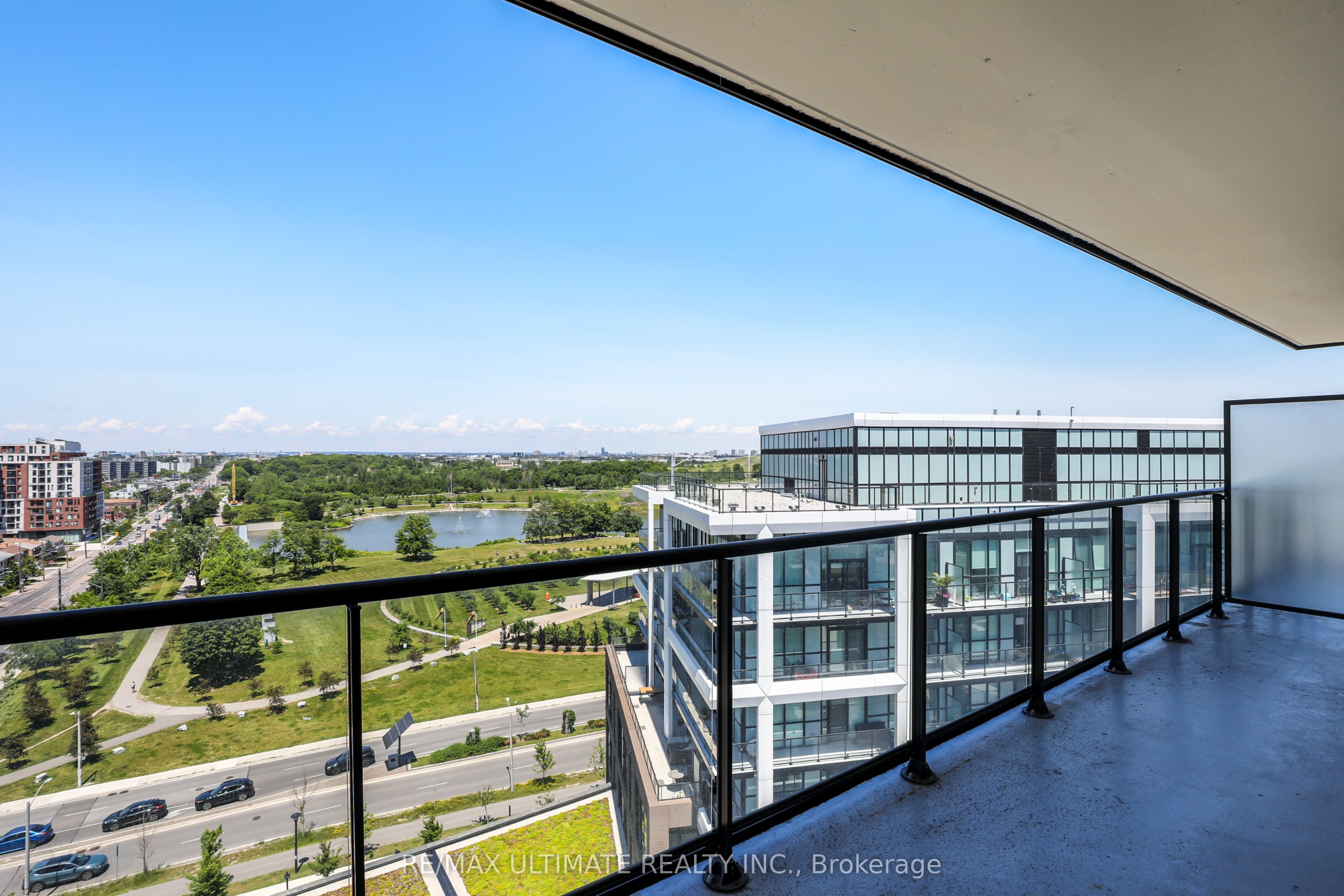 50 George Butchart Drive 906 Property Photo 27