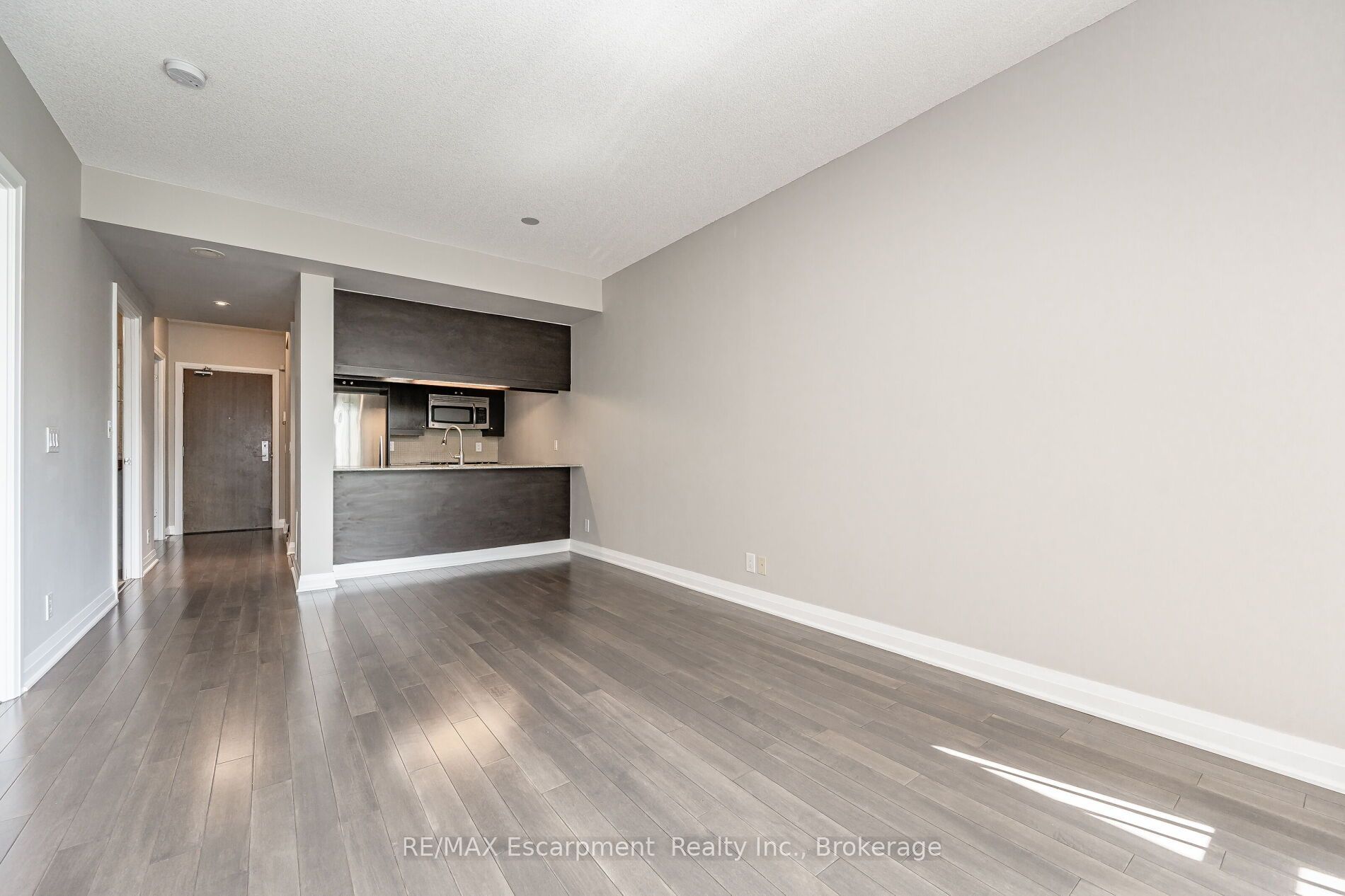 1055 Southdown Road # 209 Property Photo 18