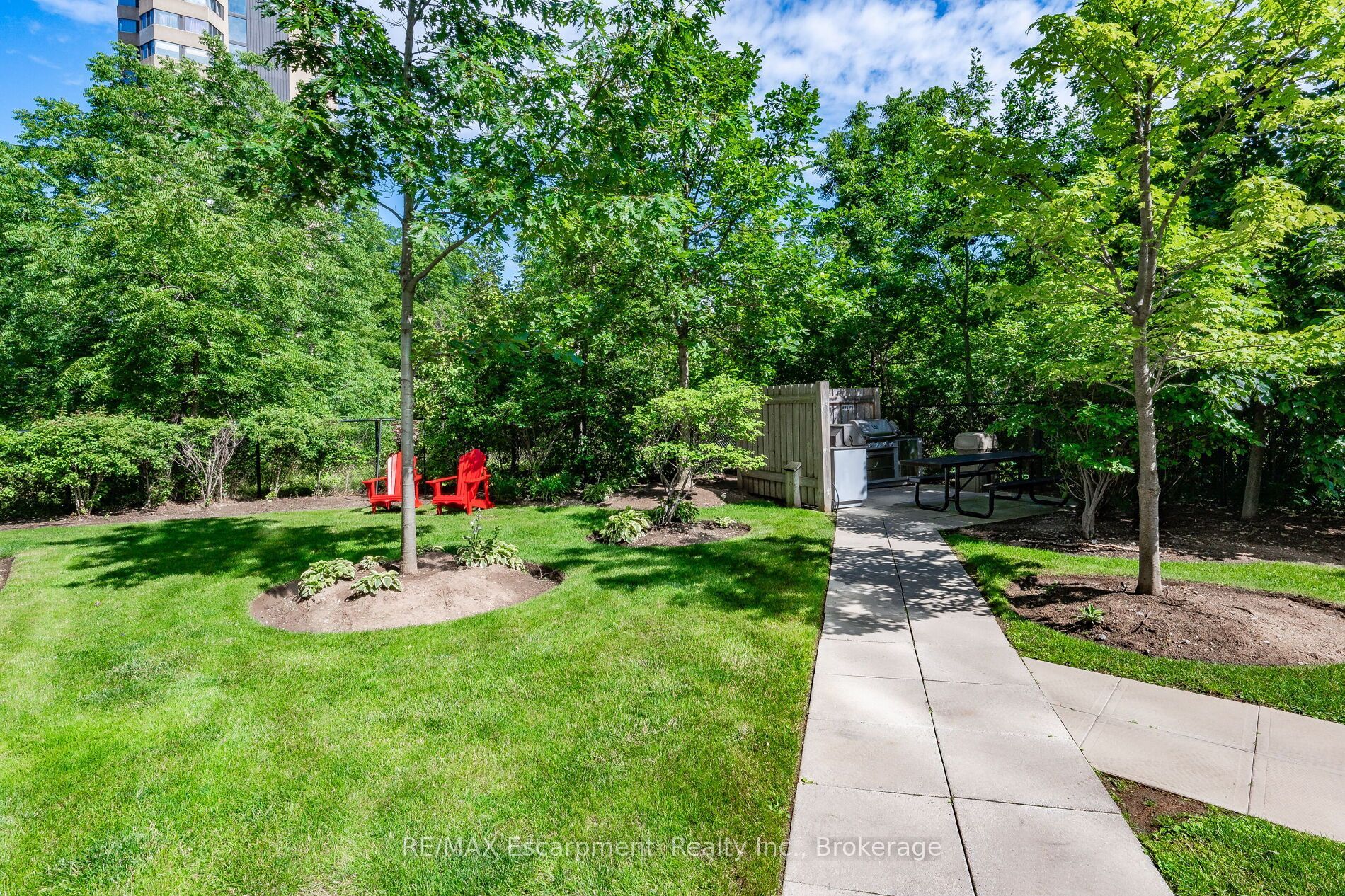 1055 Southdown Road # 209 Property Photo 43