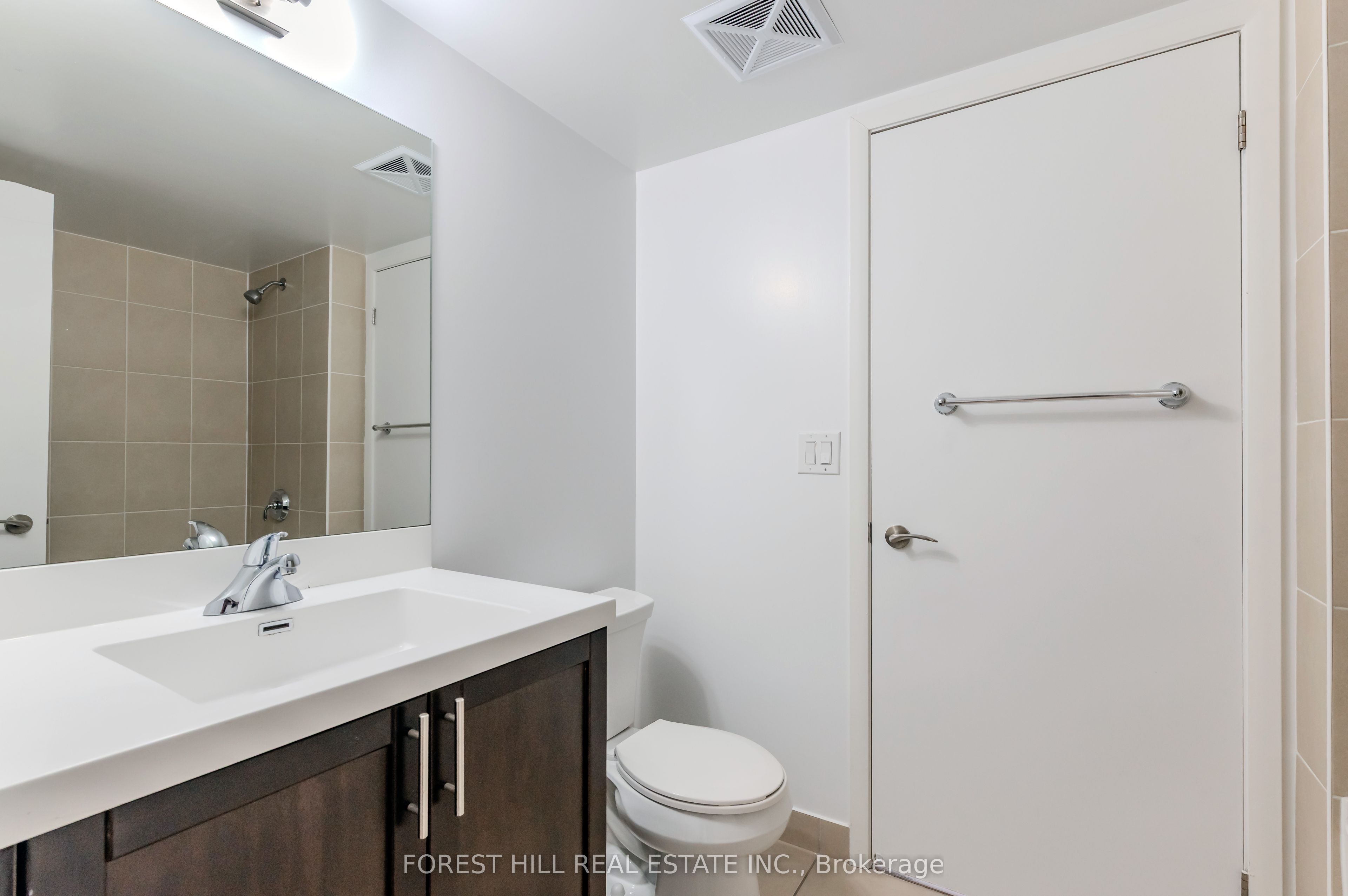 830 Lawrence Avenue W 734 Property Photo 18