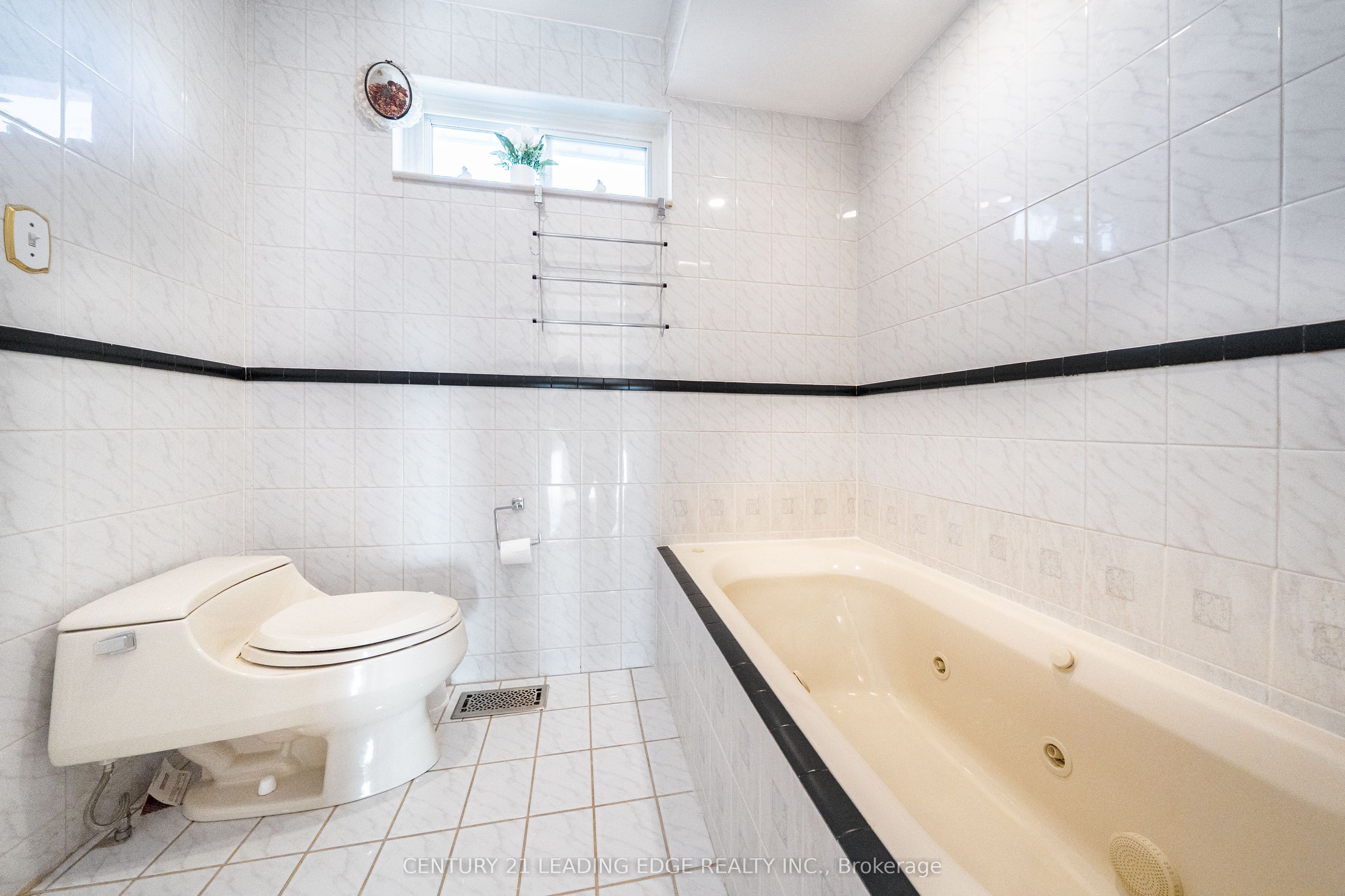 63 Mercury Road Property Photo 16