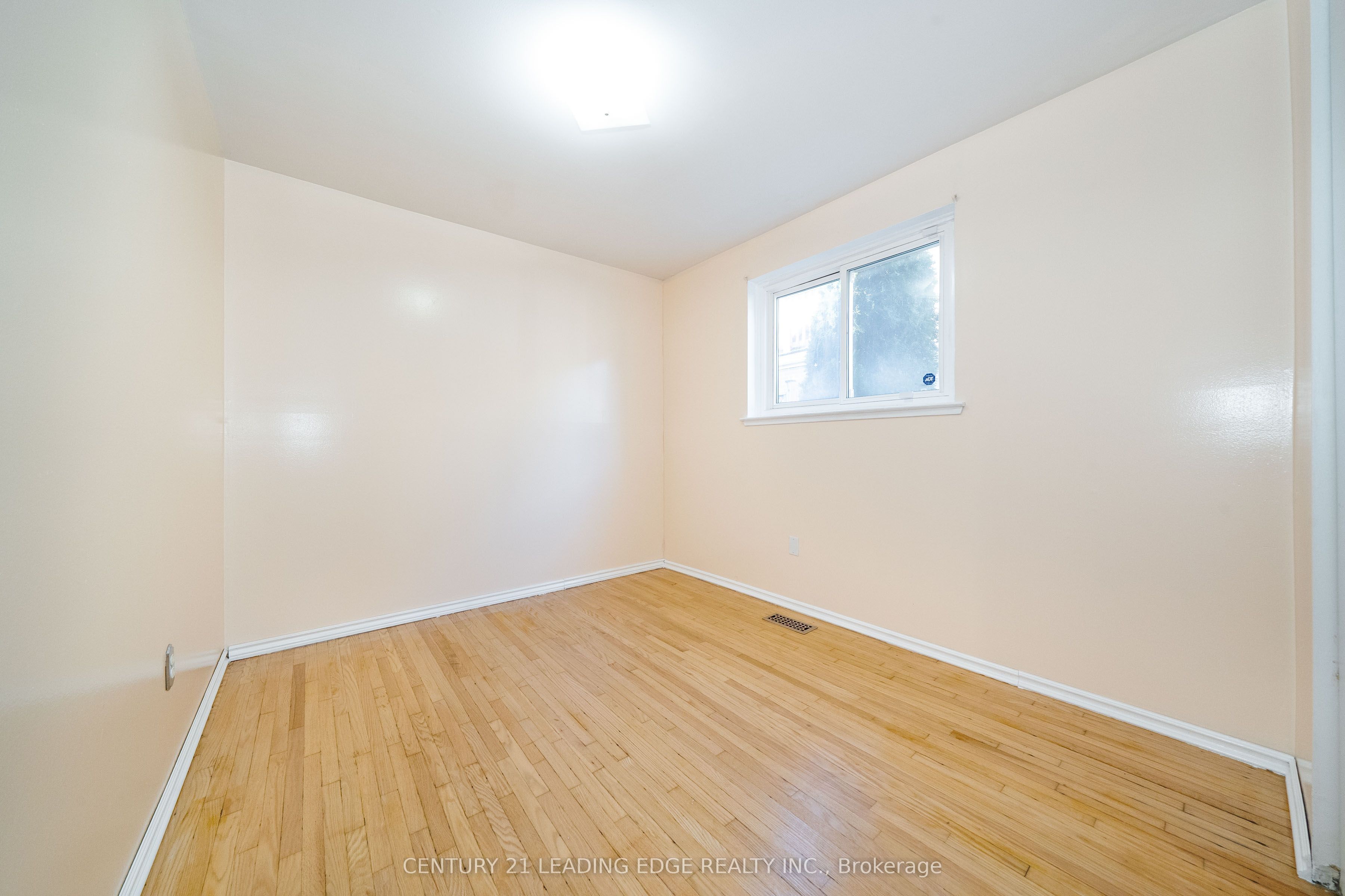 63 Mercury Road Property Photo 24