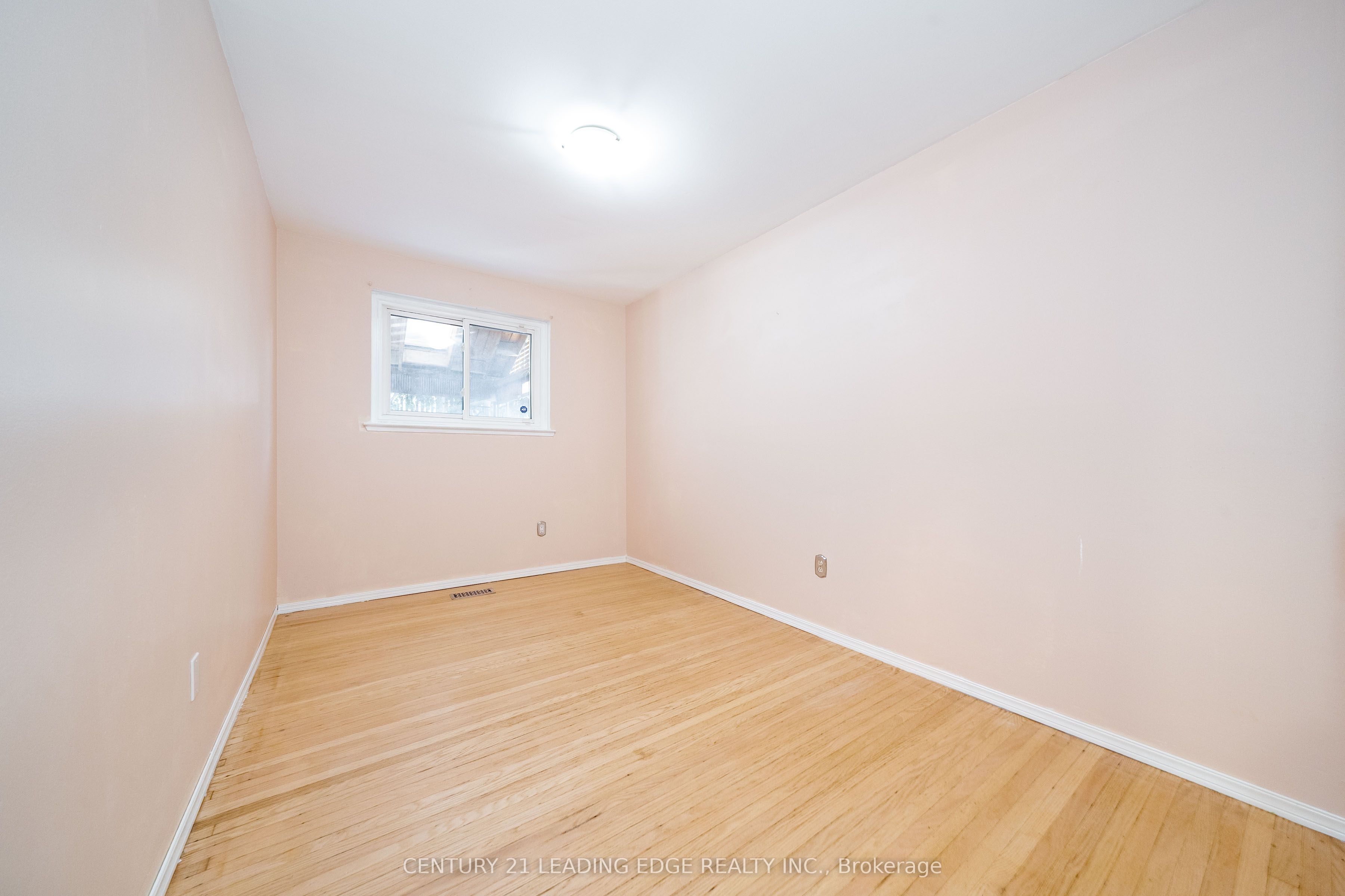 63 Mercury Road Property Photo 25