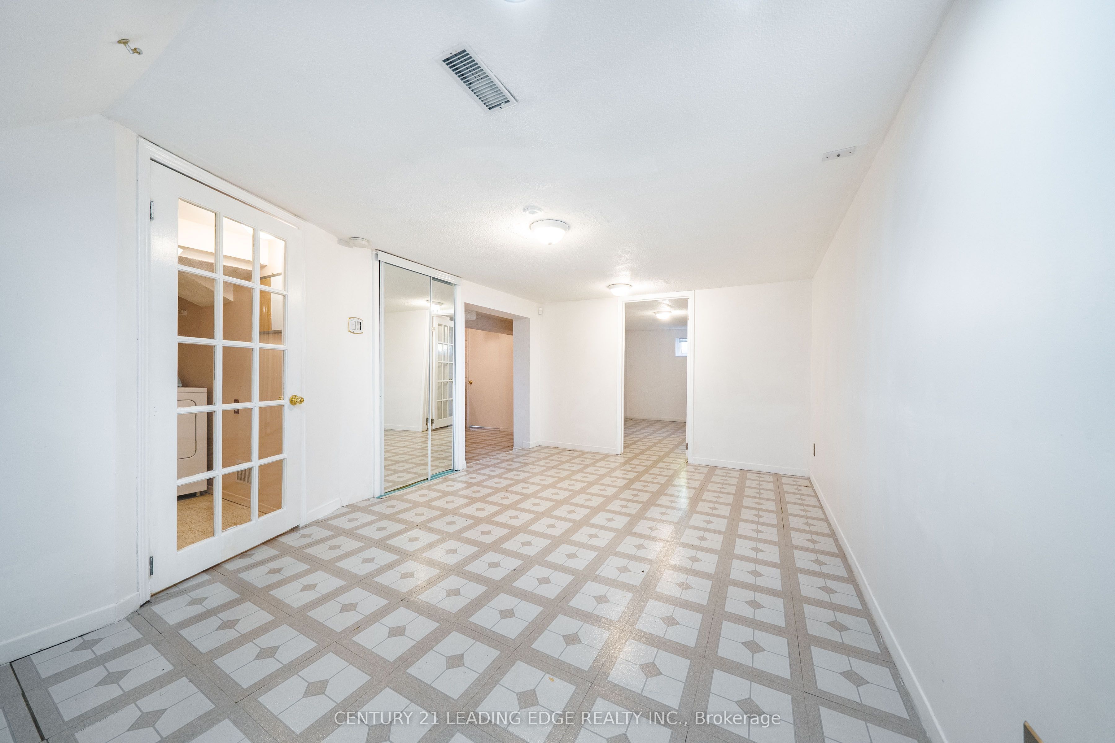 63 Mercury Road Property Photo 28