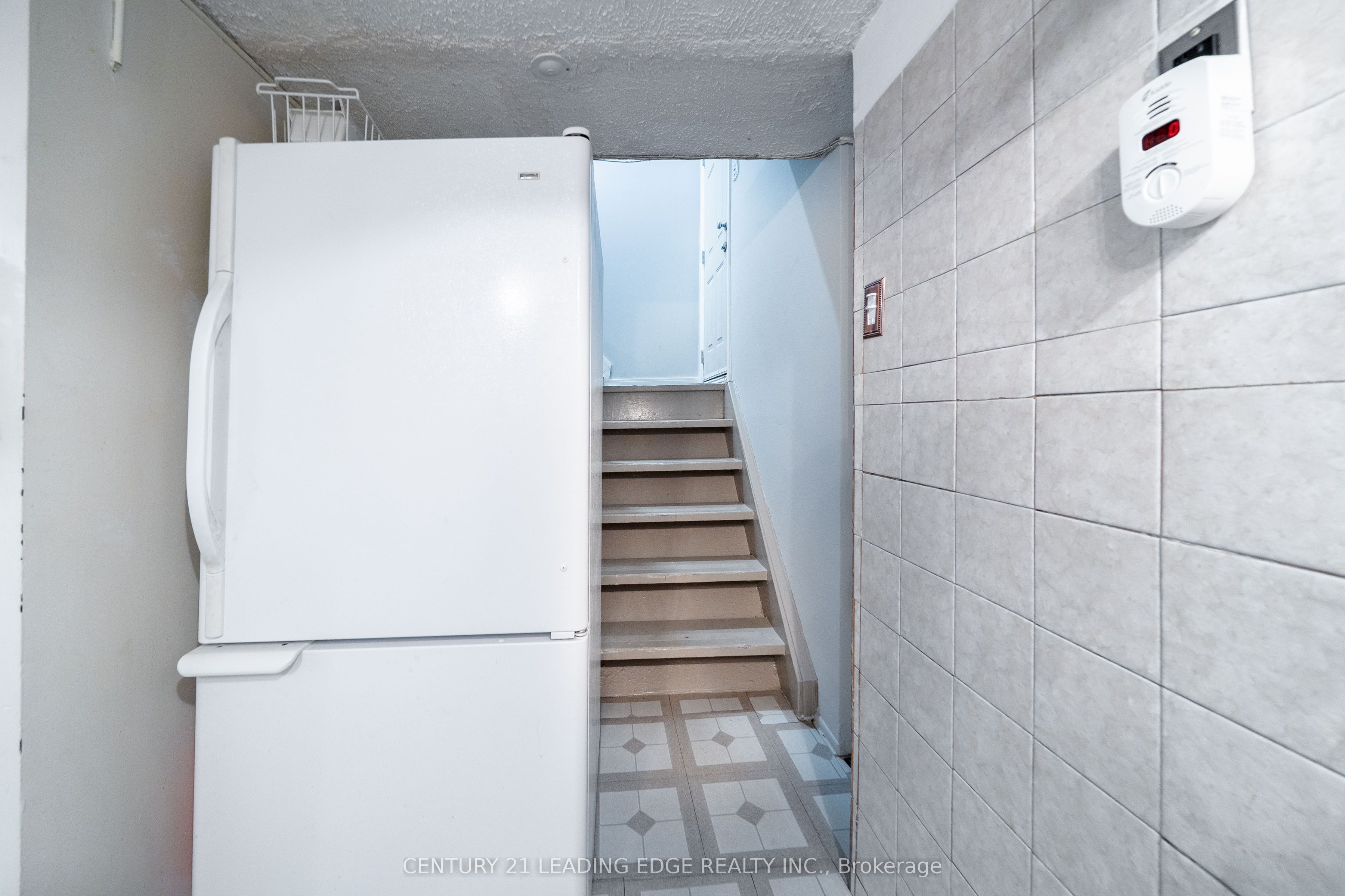 63 Mercury Road Property Photo 33