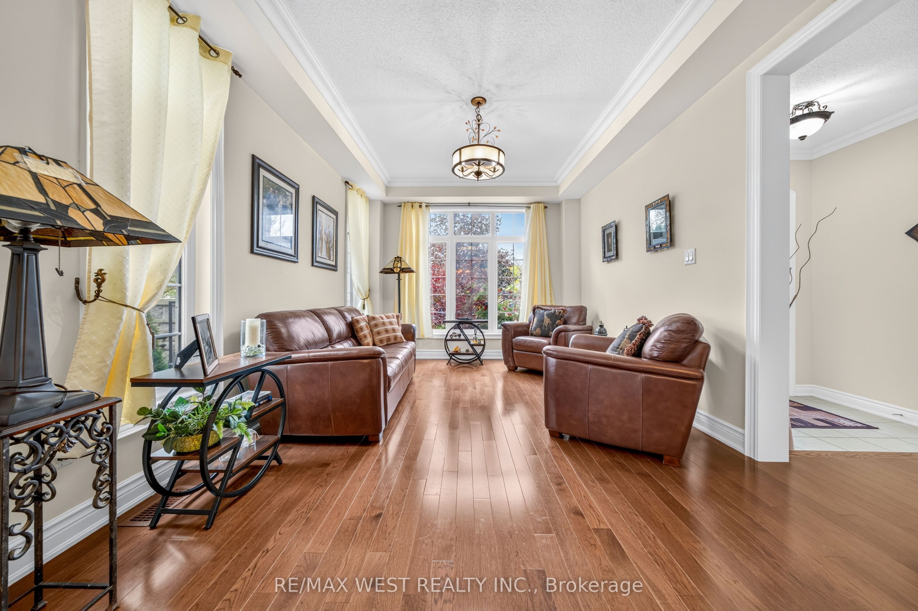 8 Calvados Crescent Property Photo 3