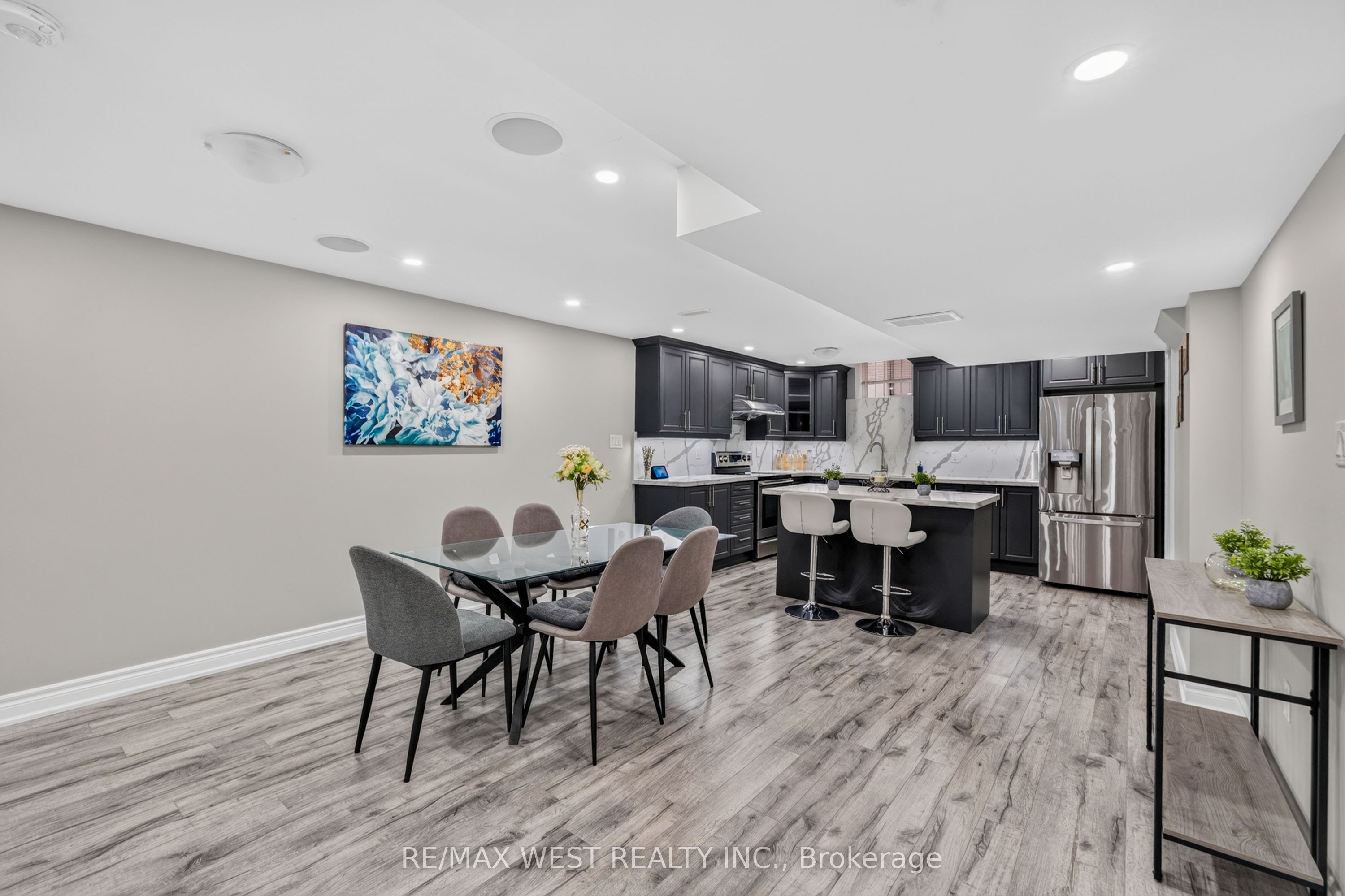 8 Calvados Crescent Property Photo 15
