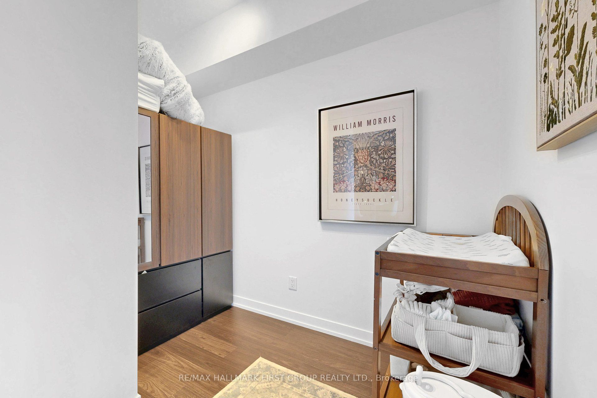 8 Fieldway Road 505 Property Photo 12