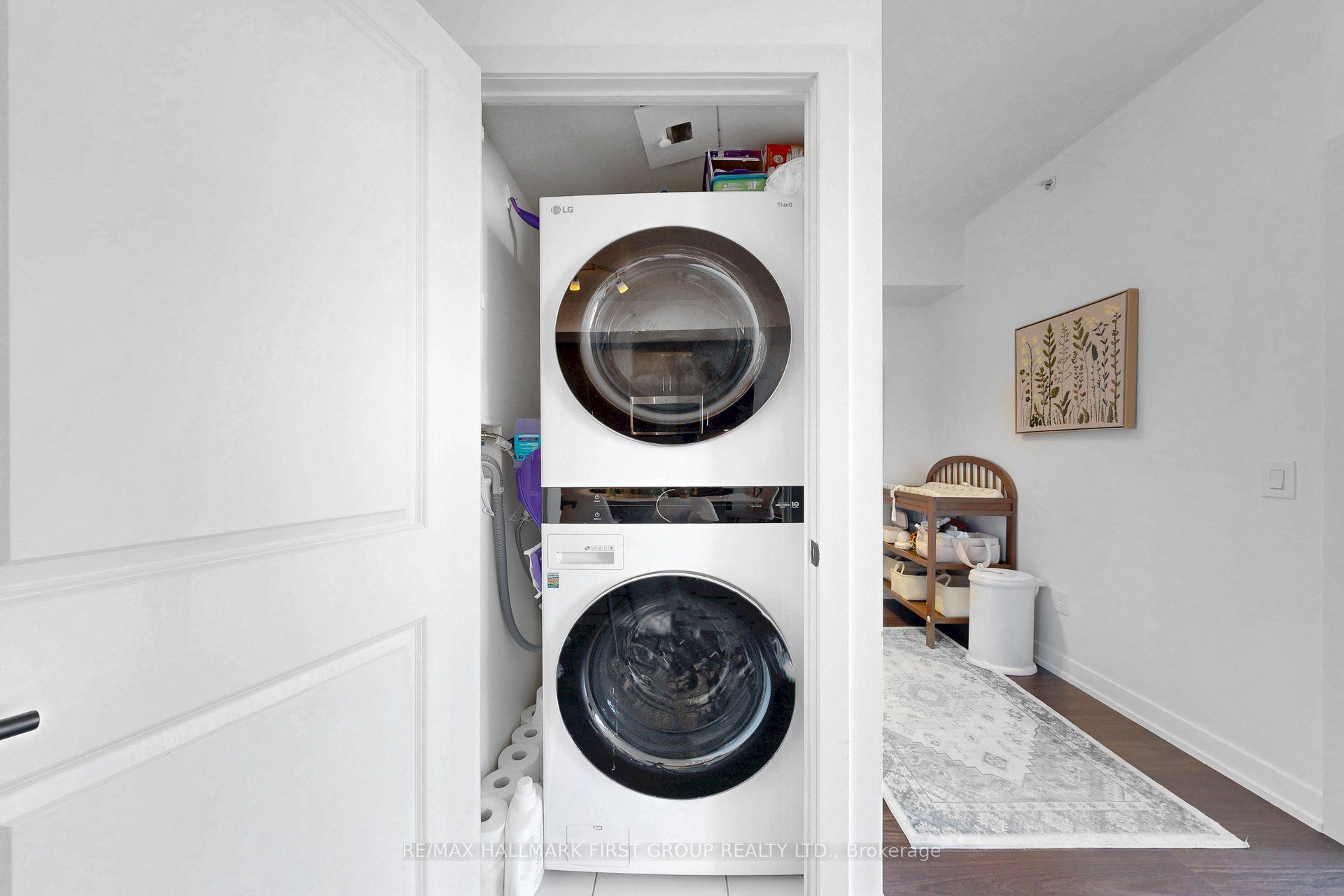 8 Fieldway Road 505 Property Photo 17