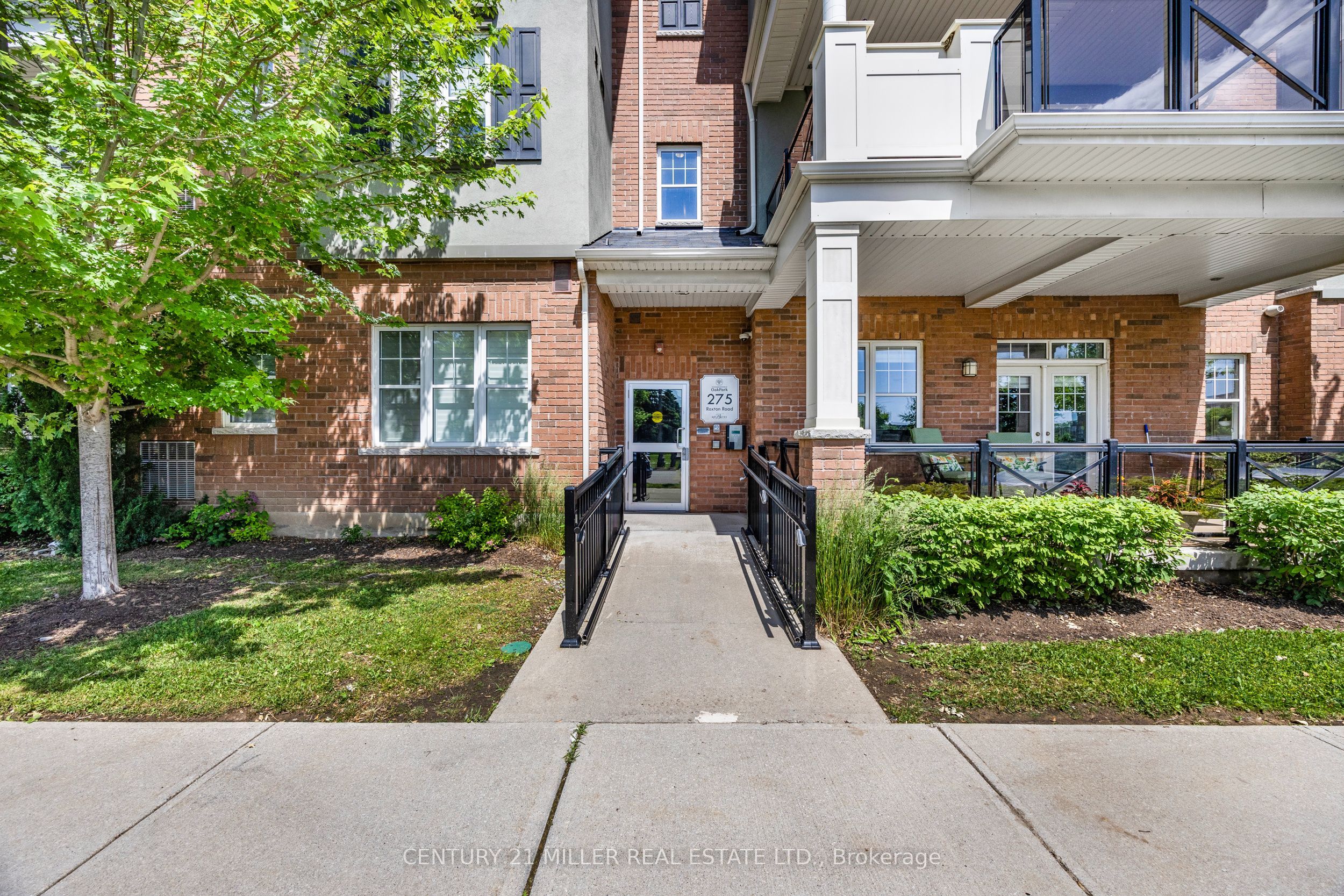 275 Roxton Road 201 Property Photo 6