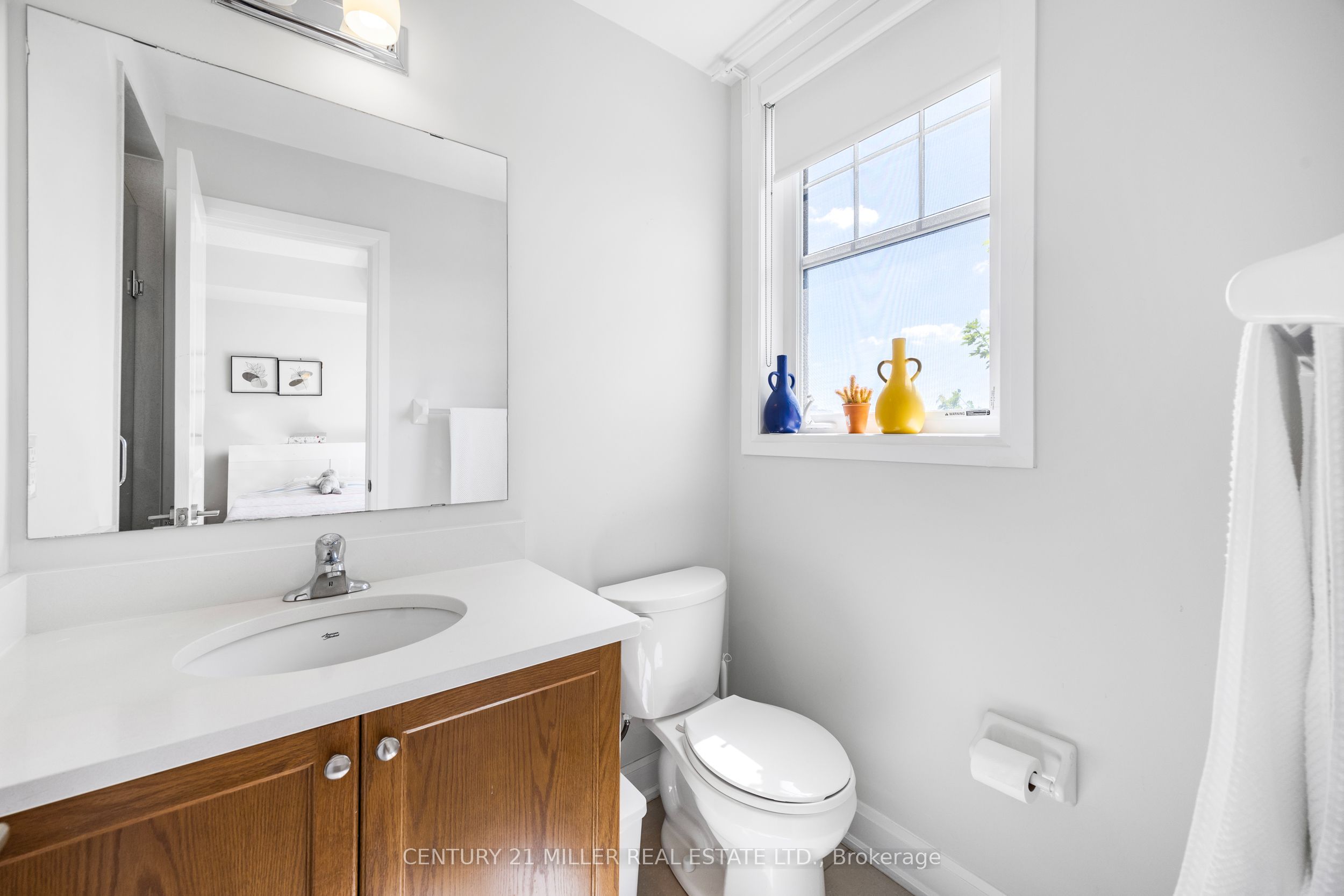 275 Roxton Road 201 Property Photo 21