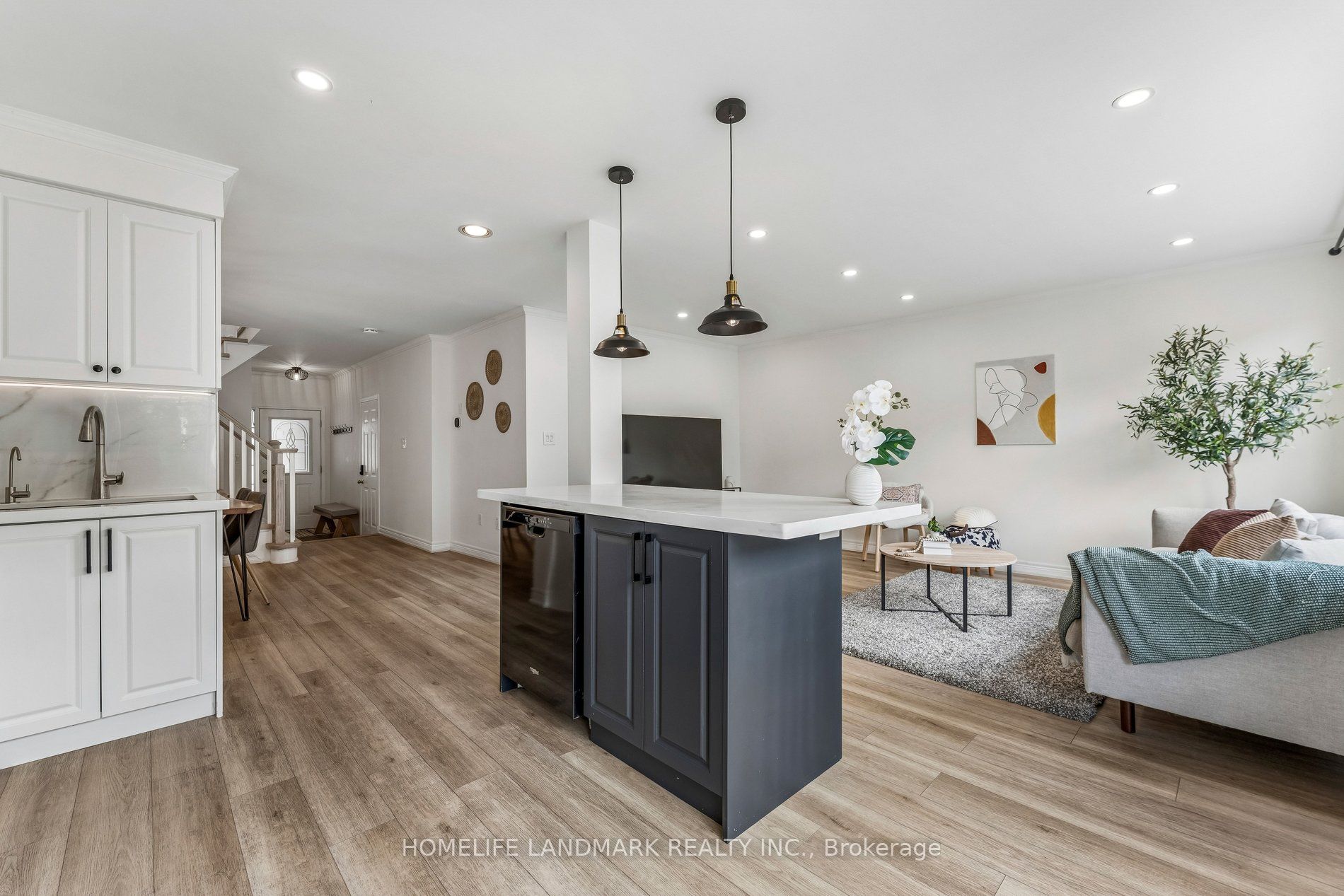 1080 Cooper Avenue Property Photo 8