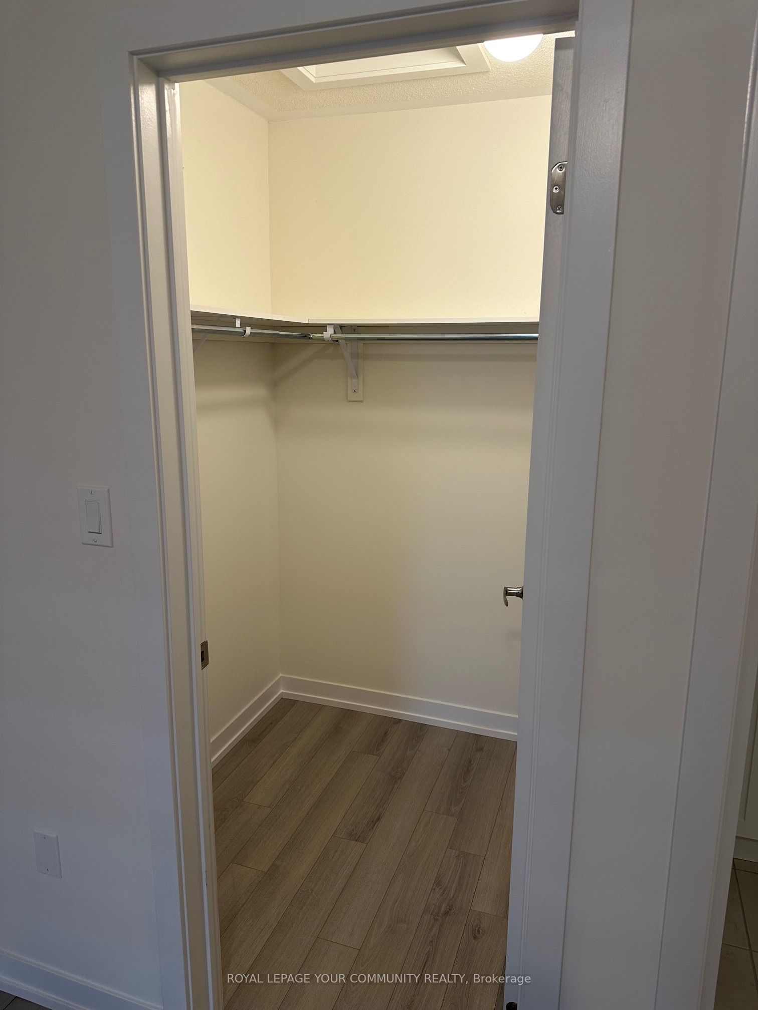 1541 Moonseed Place Property Photo 8