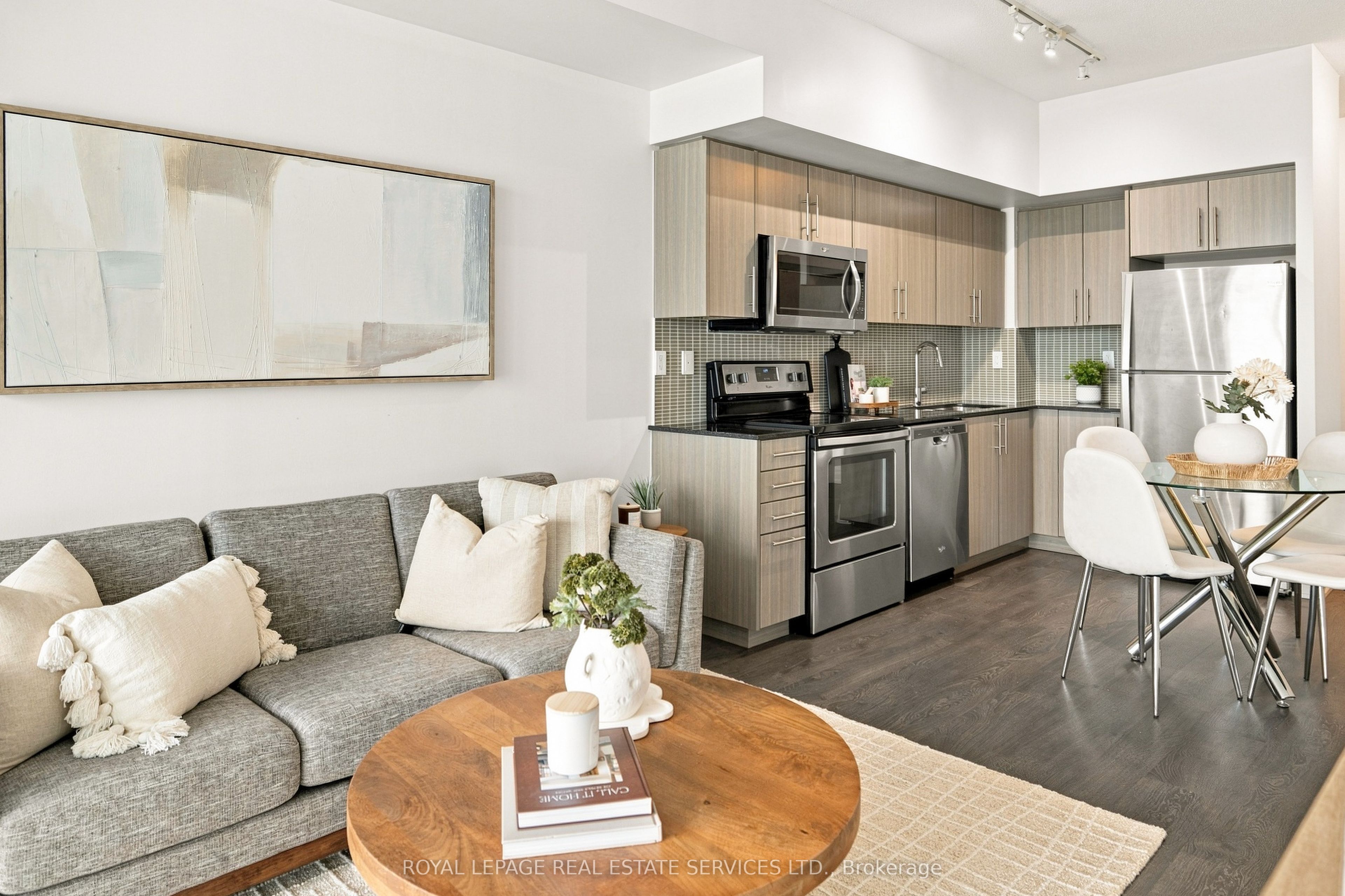 55 Speers Road Property Photo 3