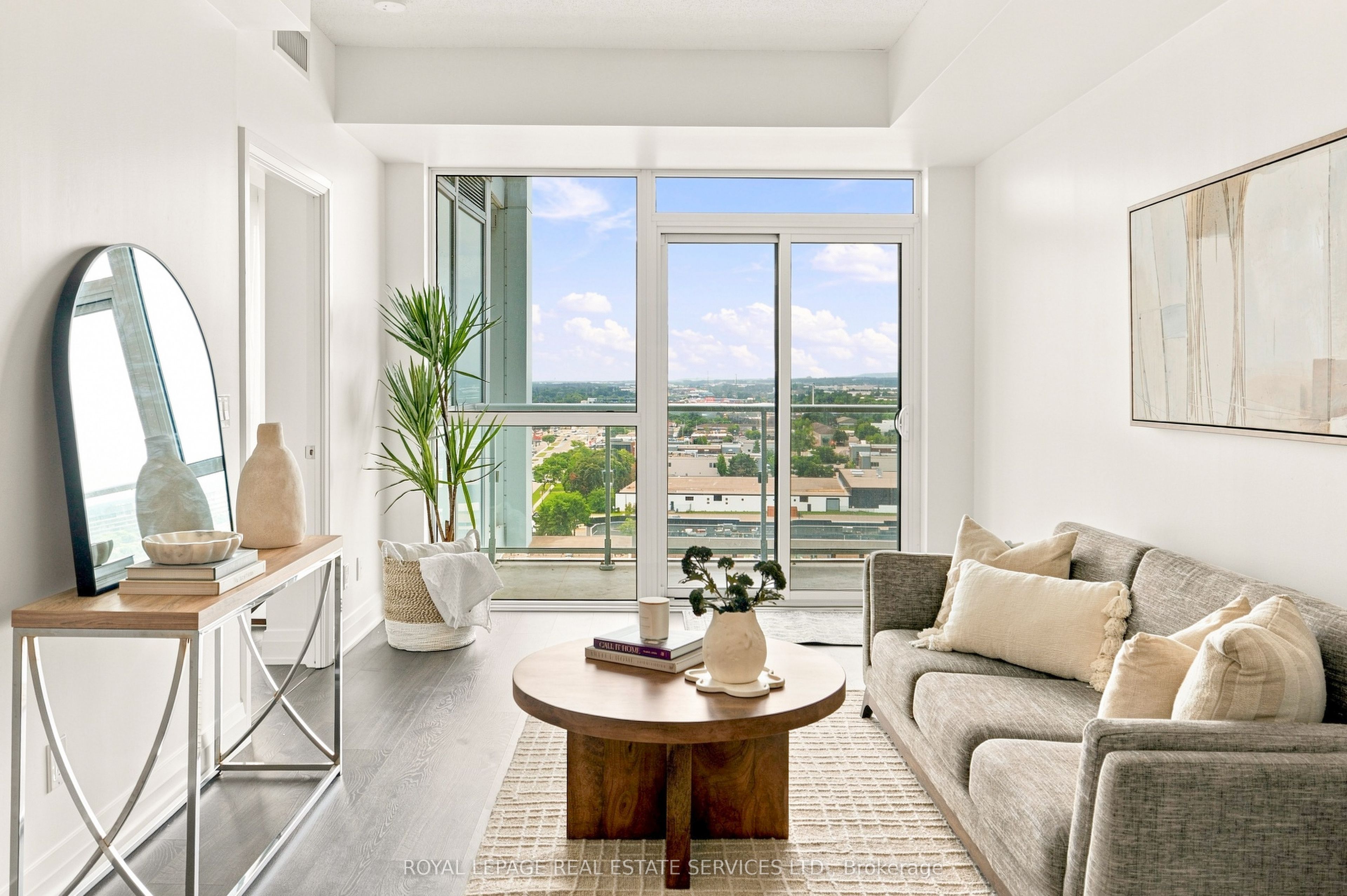 55 Speers Road Property Photo 6