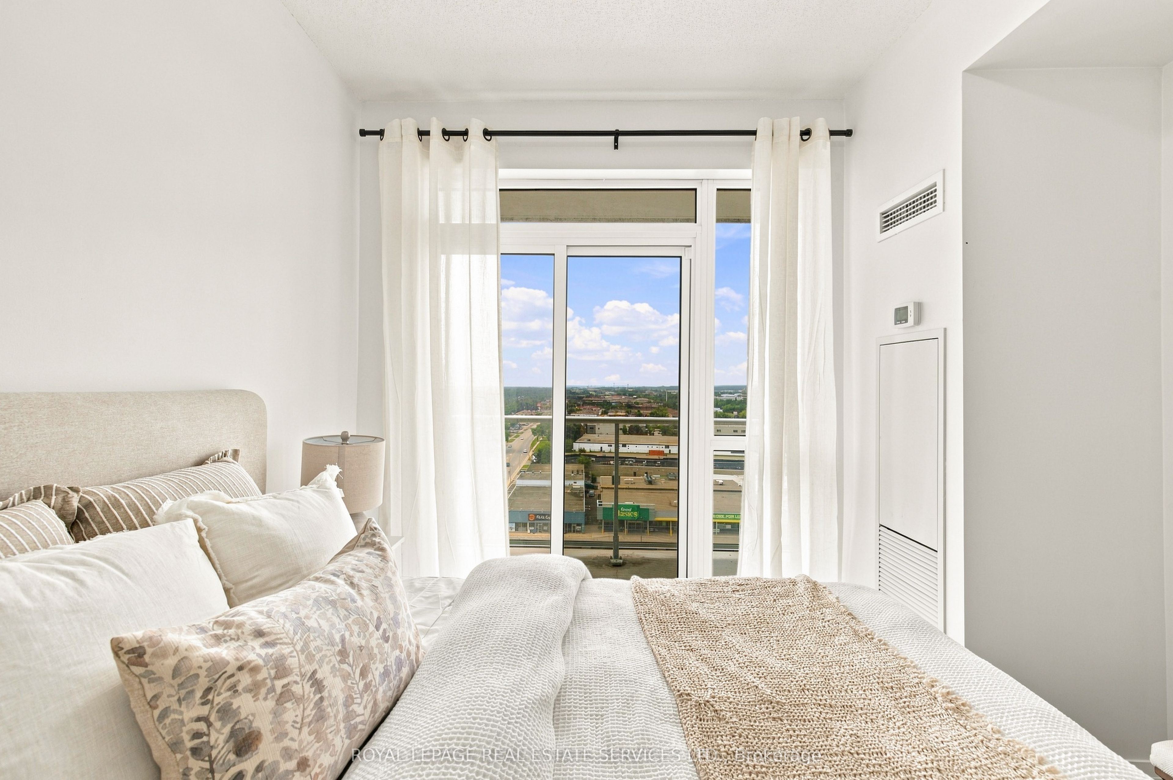 55 Speers Road Property Photo 13
