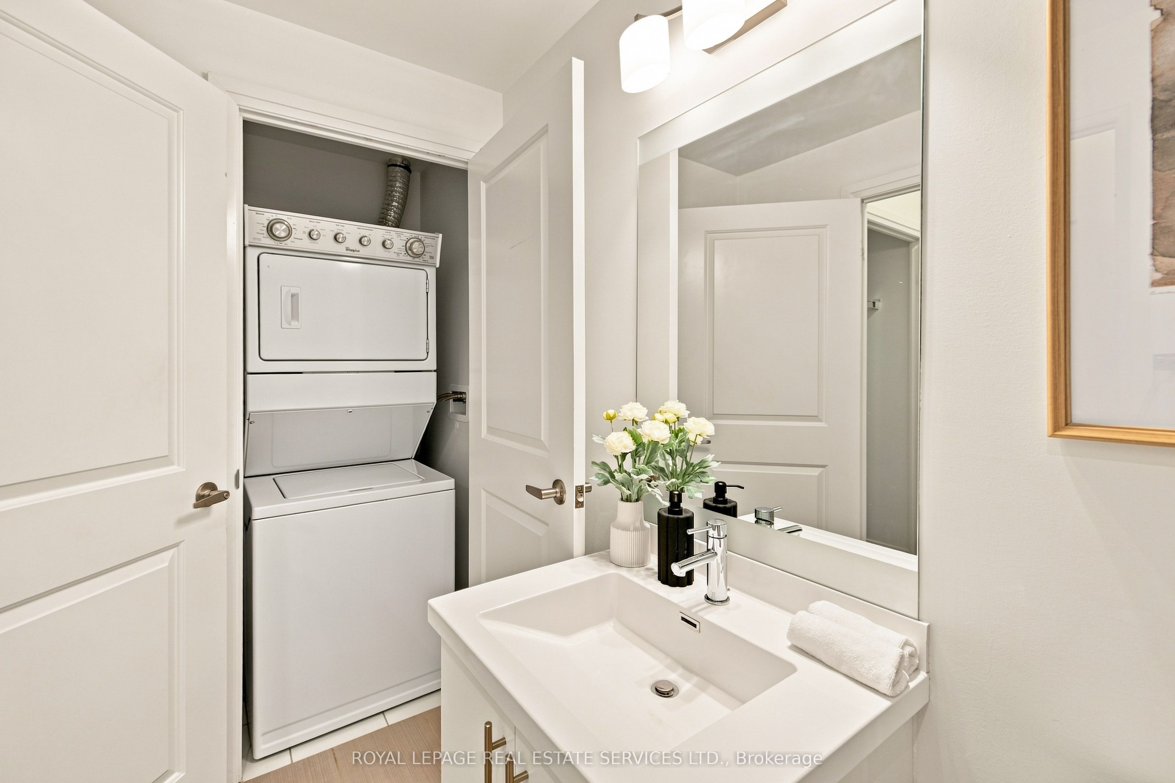 55 Speers Road Property Photo 17