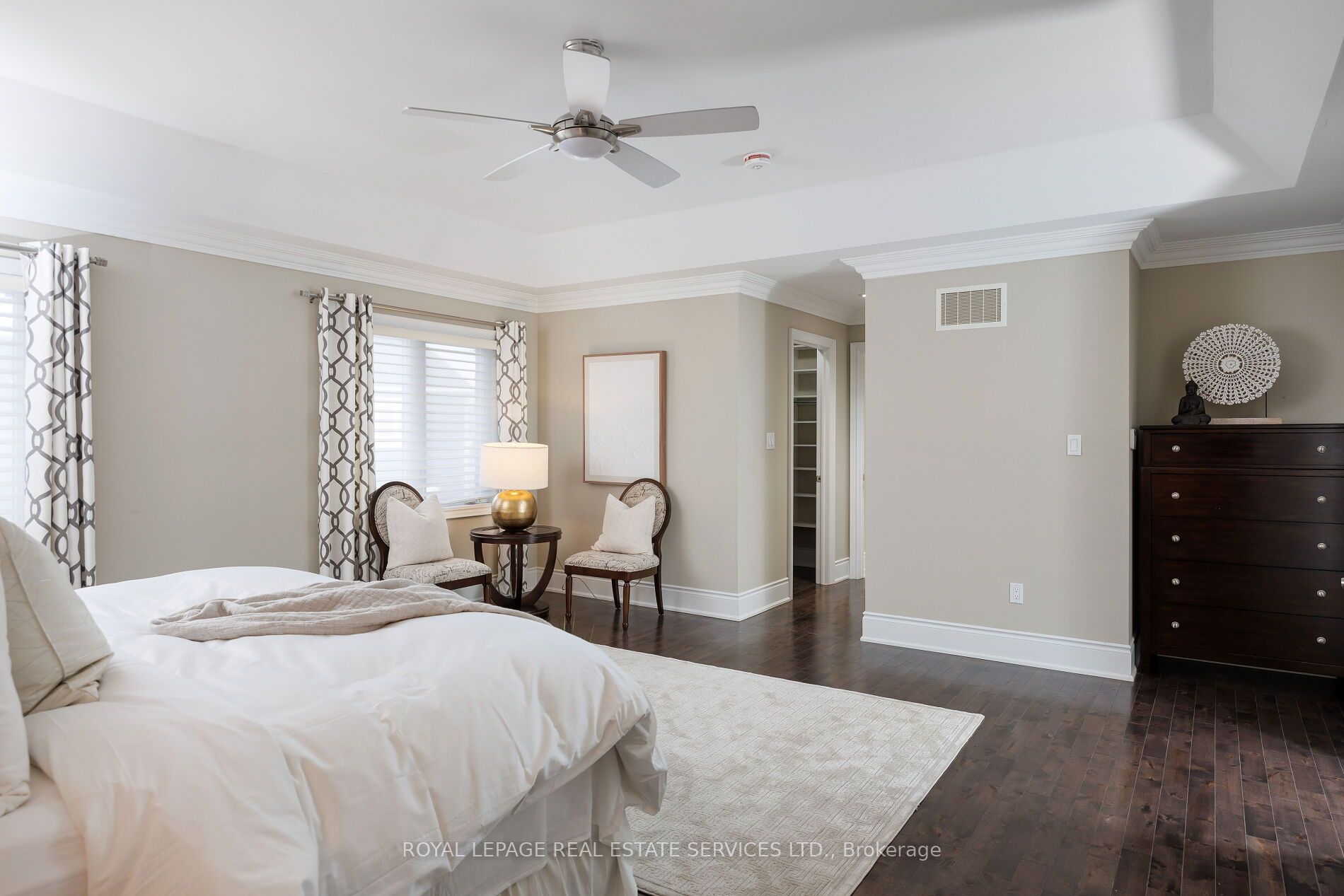 125 Paliser Court Property Photo 22